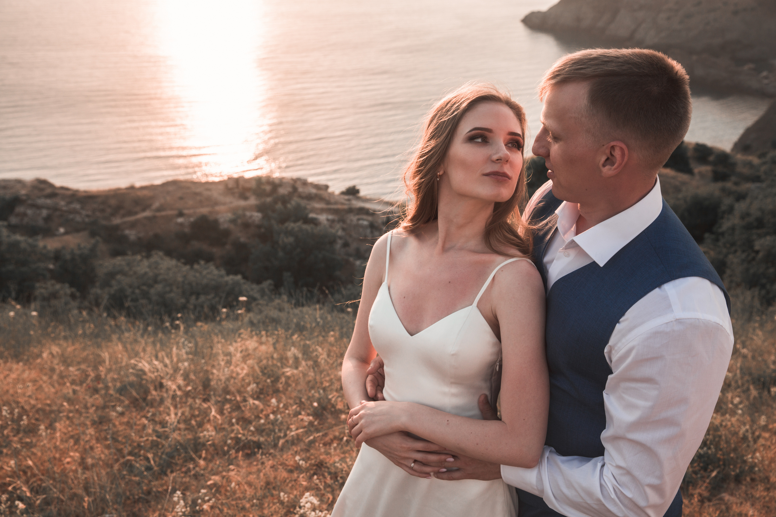 Евгений и Ольга. Свадебный и портретный фотограф. Видеограф на Свадьбу. Севастополь, Ялта, Симферополь, Крым