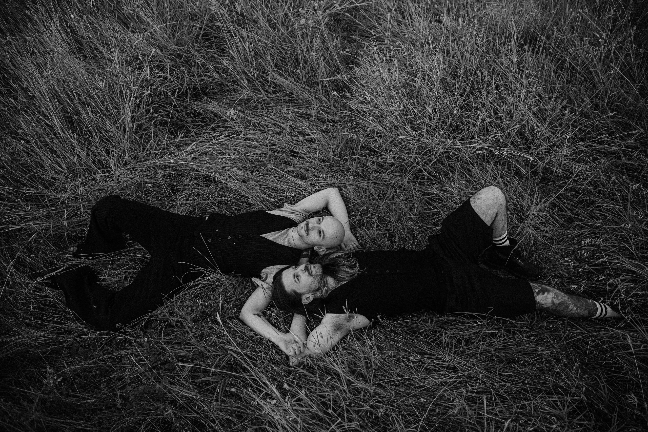 Парная сфотосессия в Грузии Тбилиси два парня нетрадиционная. Свадебный фотограф Грузия Тбилиси