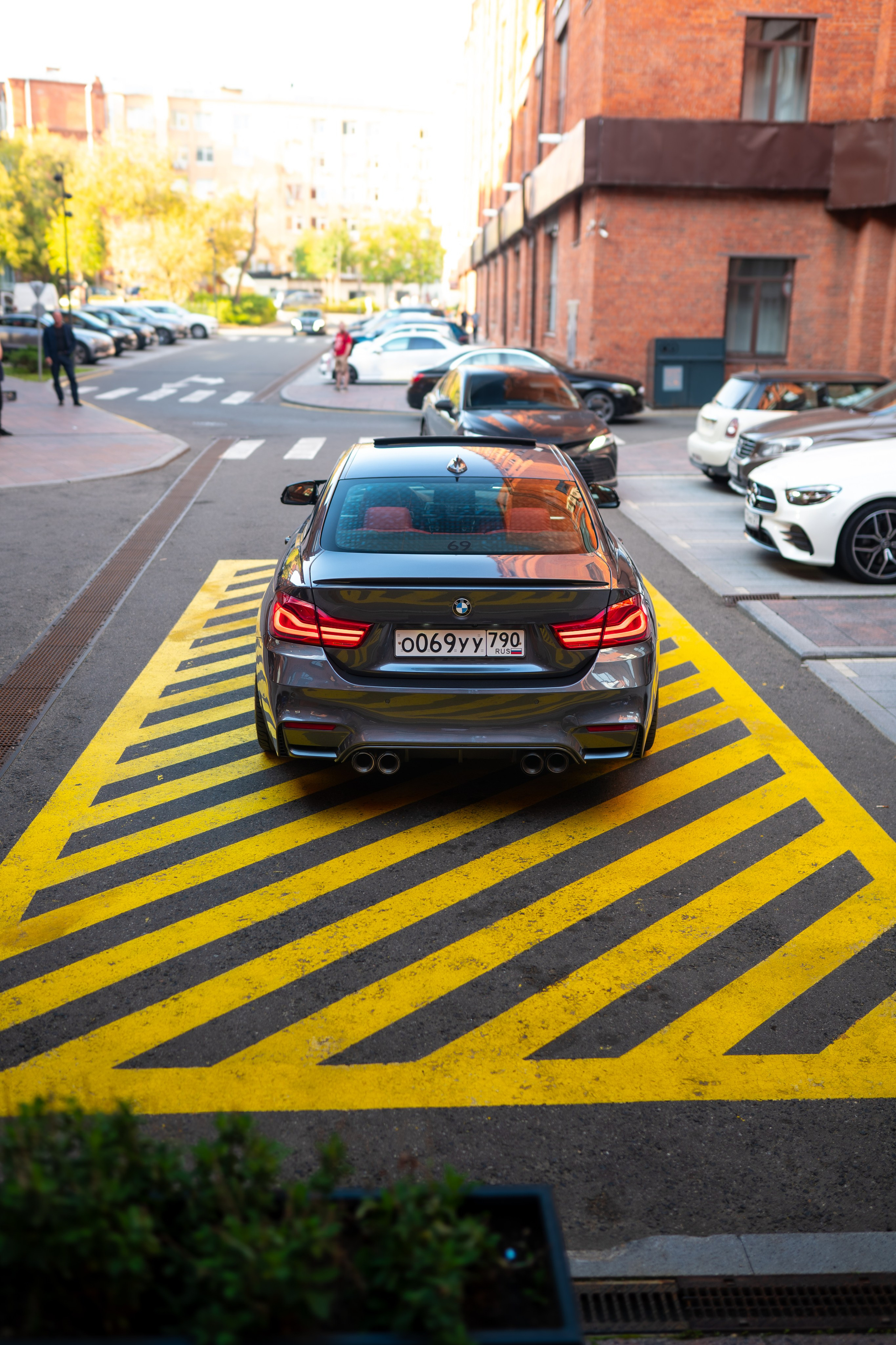 BMW 4-series. Mirllaev