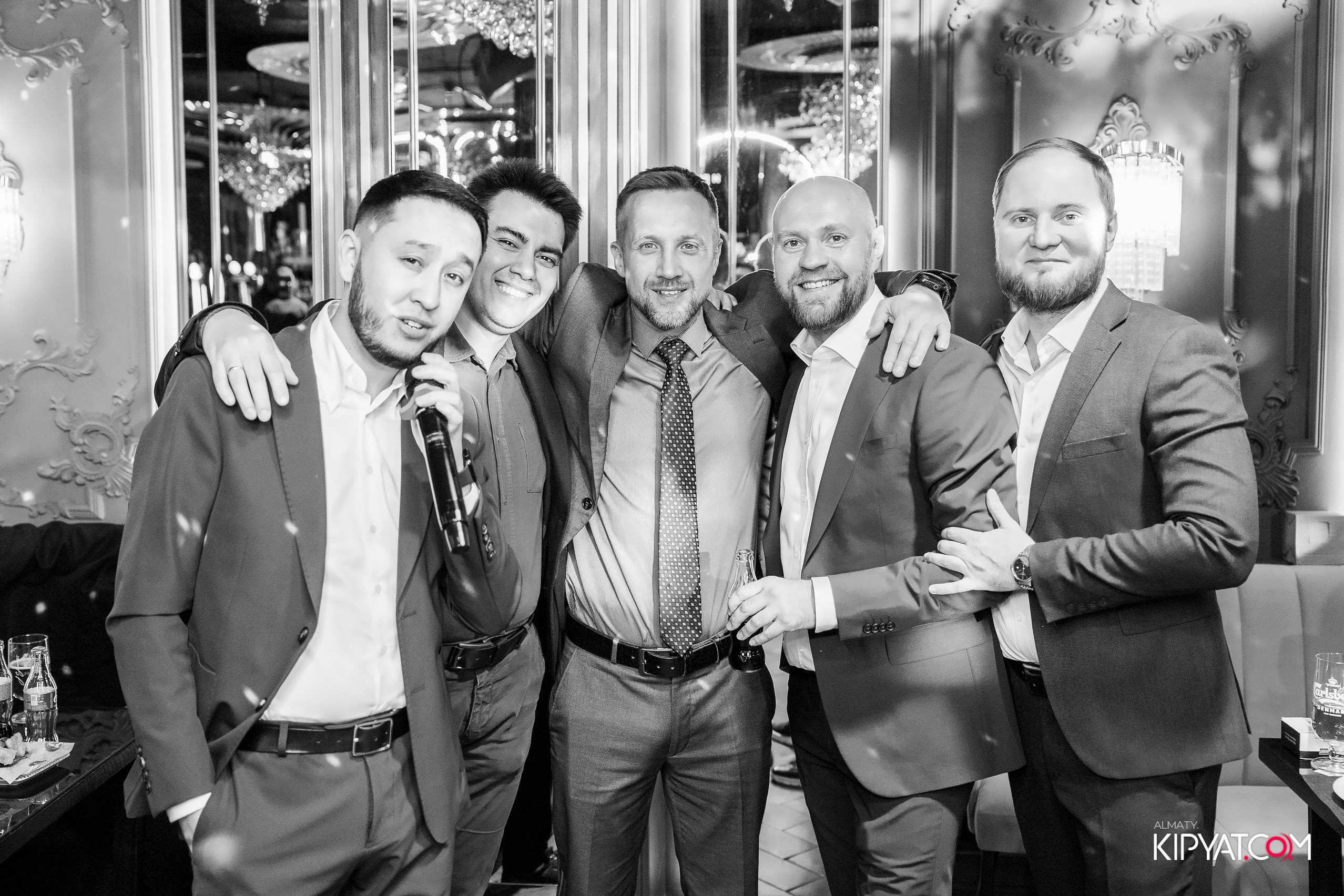 ЗАЯ, НА БИС. КИПЯТКОМ АЛМАТЫ! Фотосъемка мероприятий в Алматы