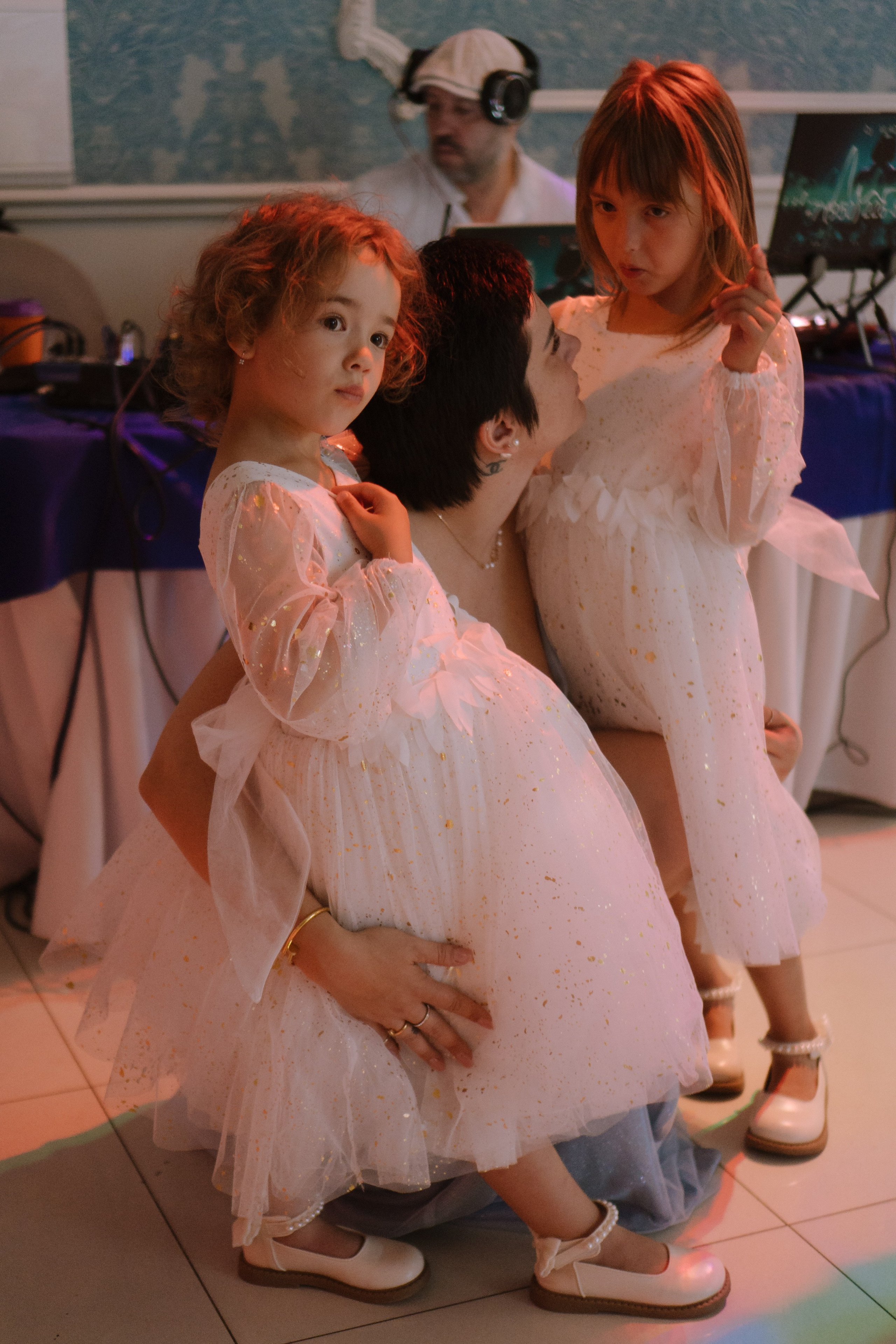 ТАНЕЦ ОТЦА И ДОЧЕРИ НА БАНКЕТЕ (СВАДЕБНАЯ ФОТОСЕСИИЯ БАНКЕТА). Профессиональный фотограф, Санкт-Петербург — Виктория Богомолова