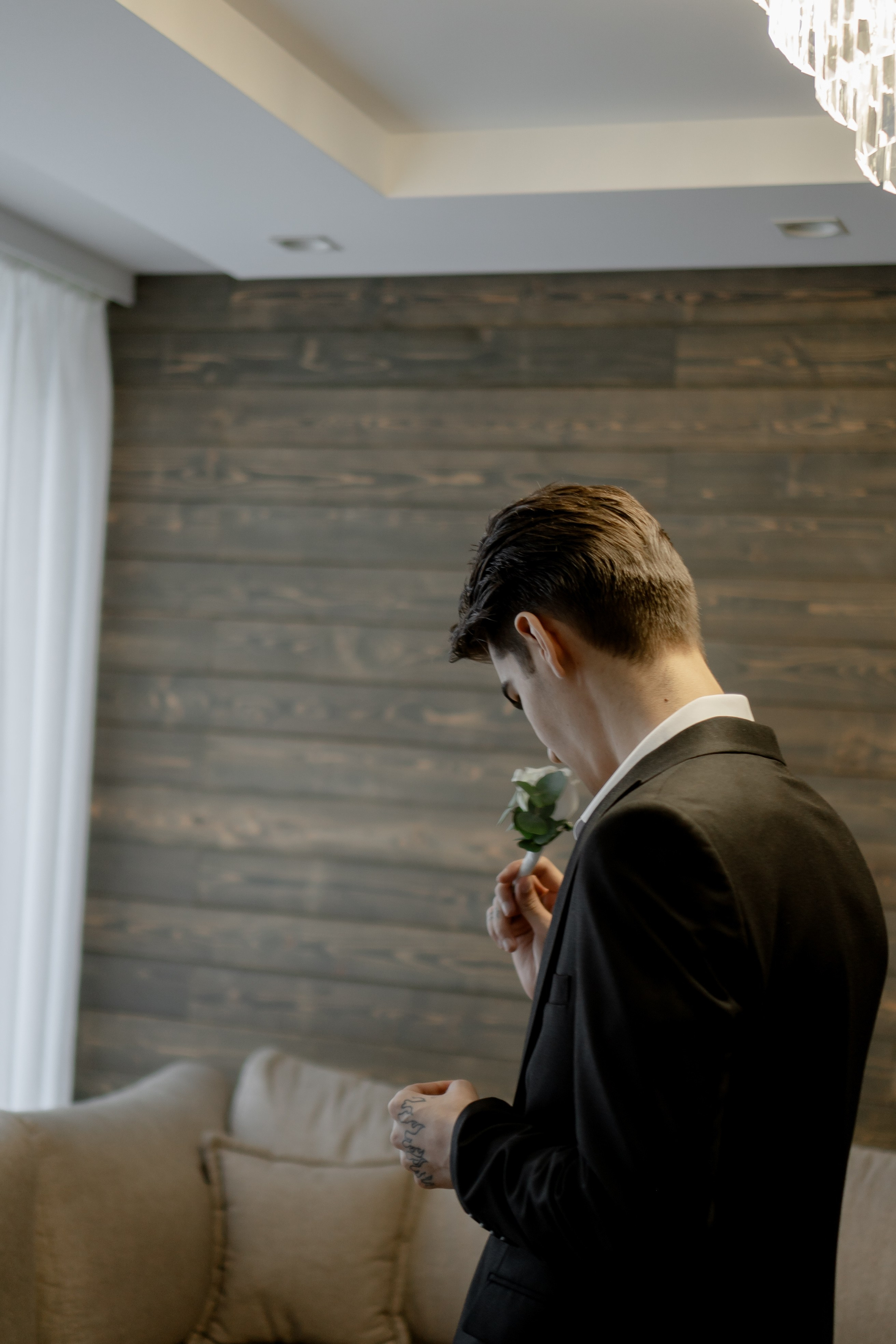 СВАДЕБНАЯ СЬЕМКА СБОРОВ В ОТЕЛЕ И ВЫЕЗД НА ЦЕРЕМОНИЮ (СНЯТО В СИБИРЕ В НИЖНЕВАРТОВСКЕ). Профессиональный фотограф, Санкт-Петербург — Виктория Богомолова