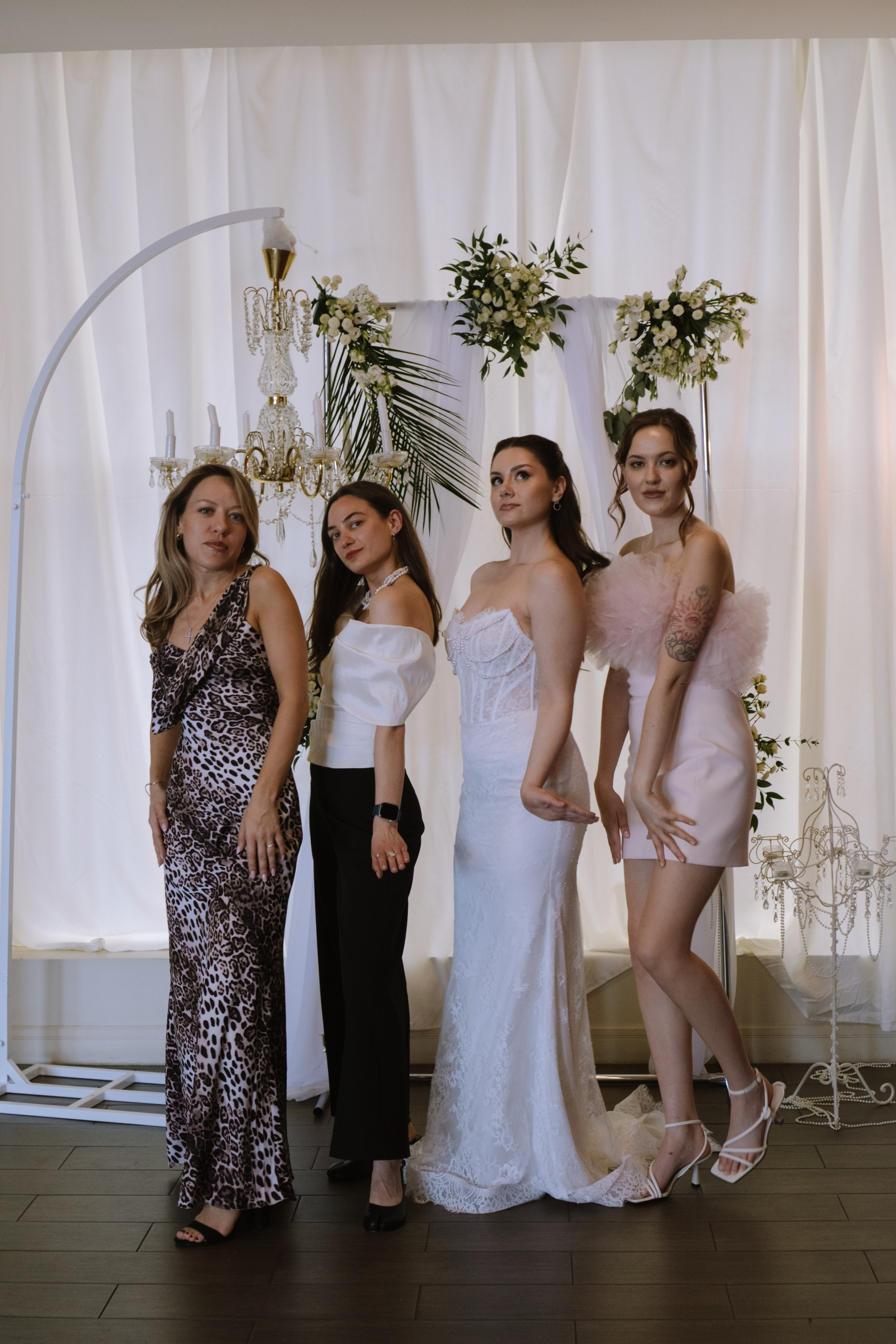 СВАДЕБНЫЙ БАНКЕТ НА ВЛАДИМИРСКОЙ В САНКТ-ПЕТЕРБУРГЕ (КАМЕРНАЯ СВАДЬБА). Профессиональный фотограф, Санкт-Петербург — Виктория Богомолова