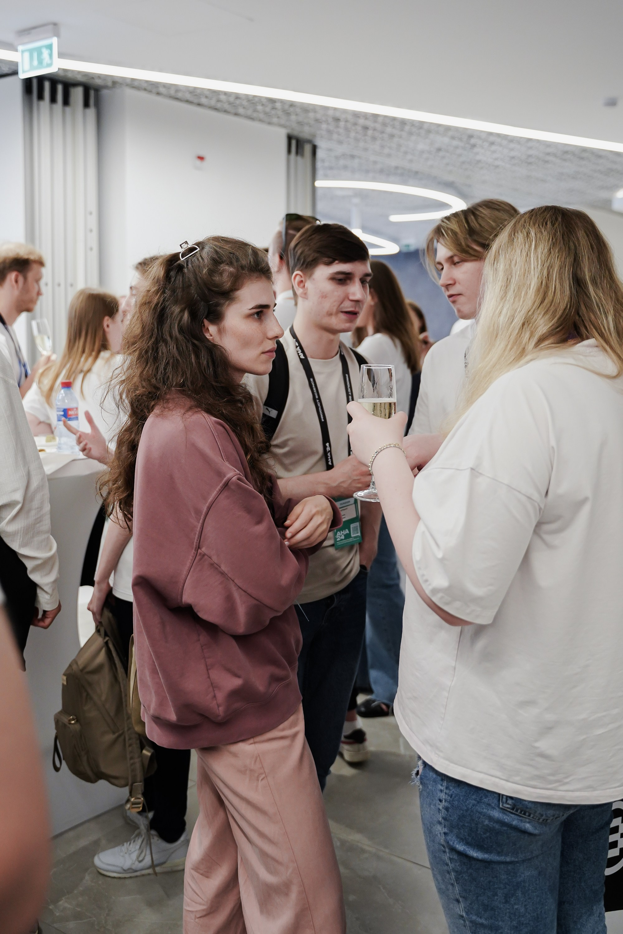 Aha! — 6 июня 2024. Фотобанк Матемаркетинг