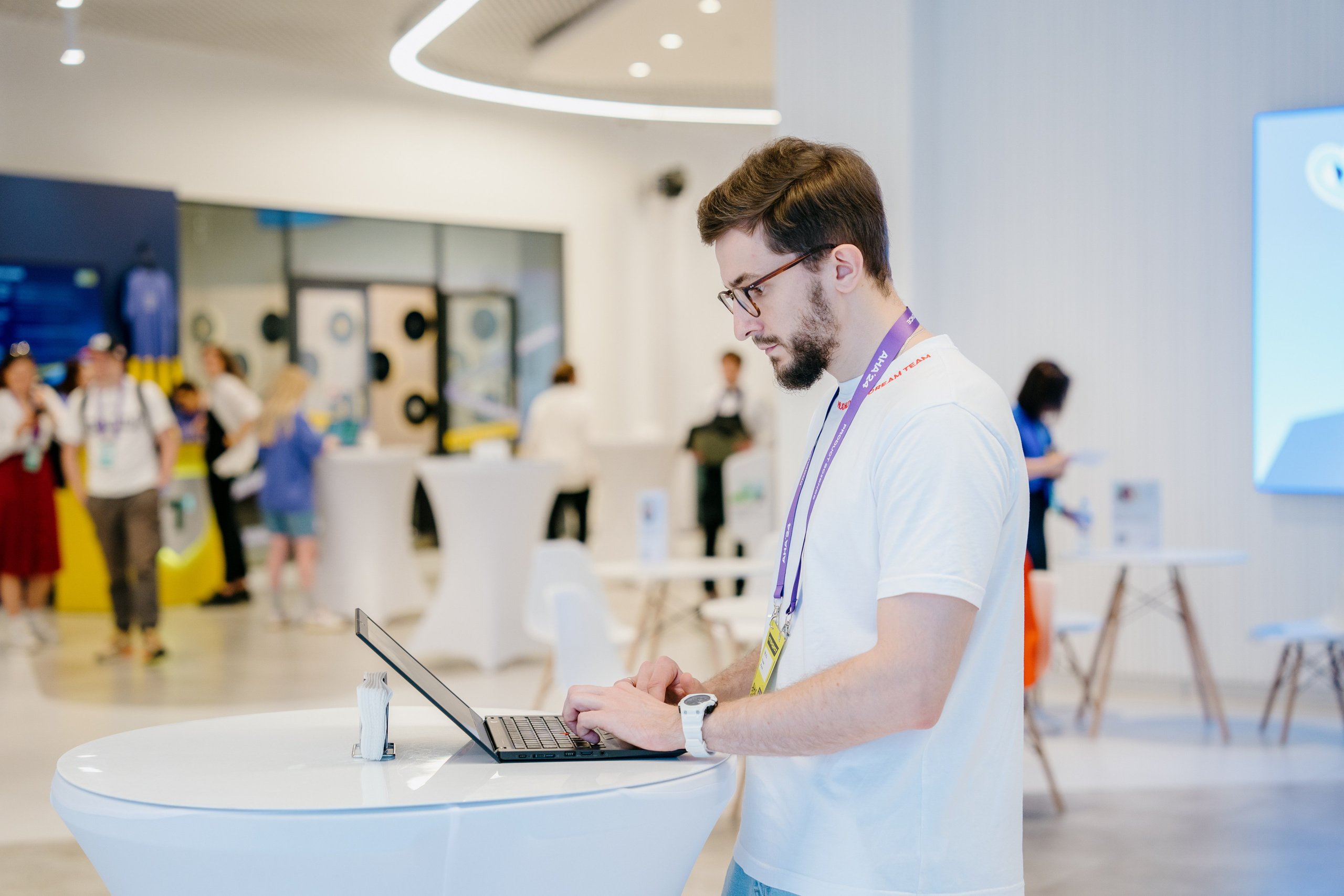 Aha! — 6 июня 2024. Фотобанк Матемаркетинг