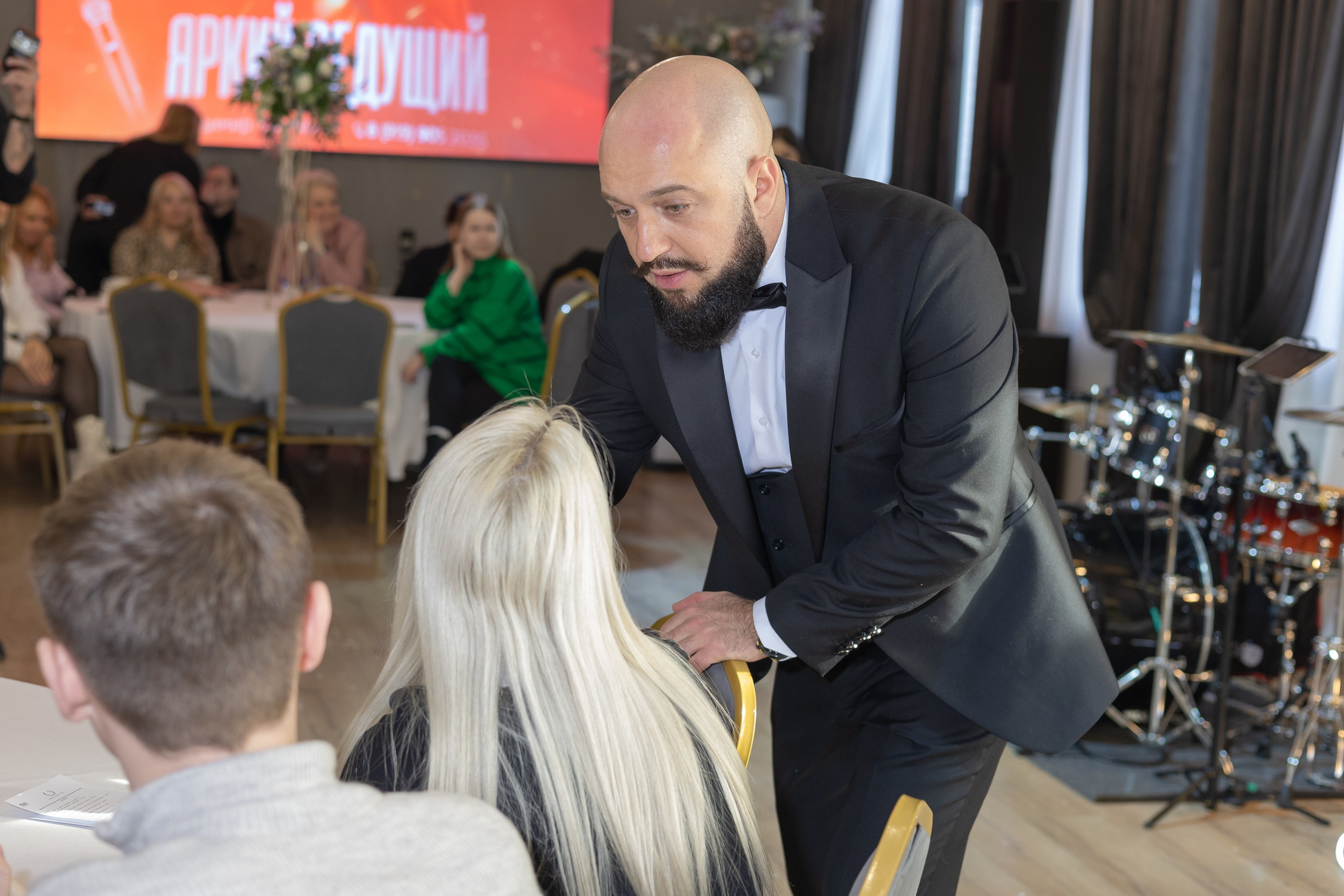 Свадебное чаепитие для молодоженов