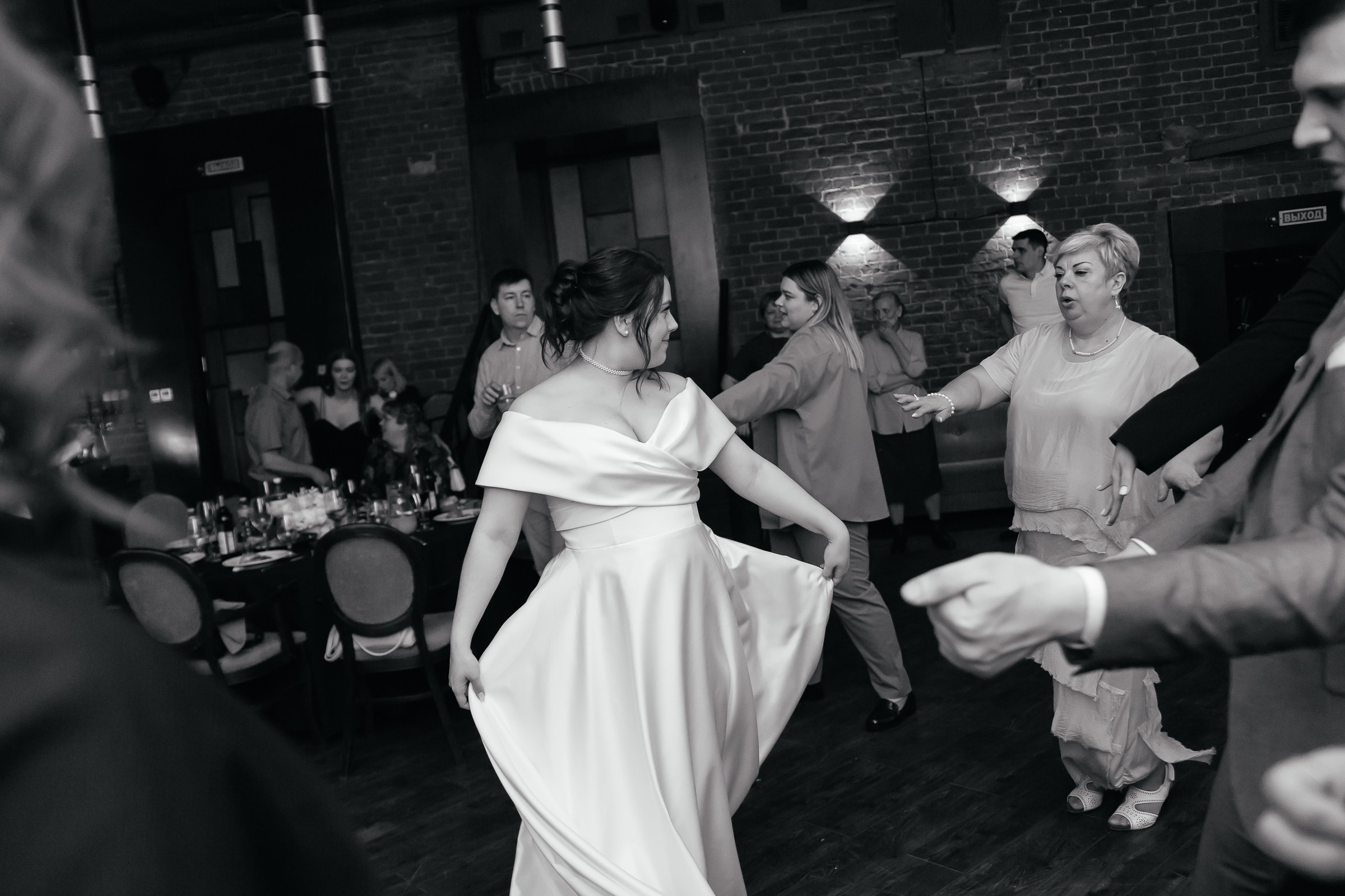 24.04.24 Петр & Елена. Свадебный и семейный фотограф в Новосибирске Дарья Кель