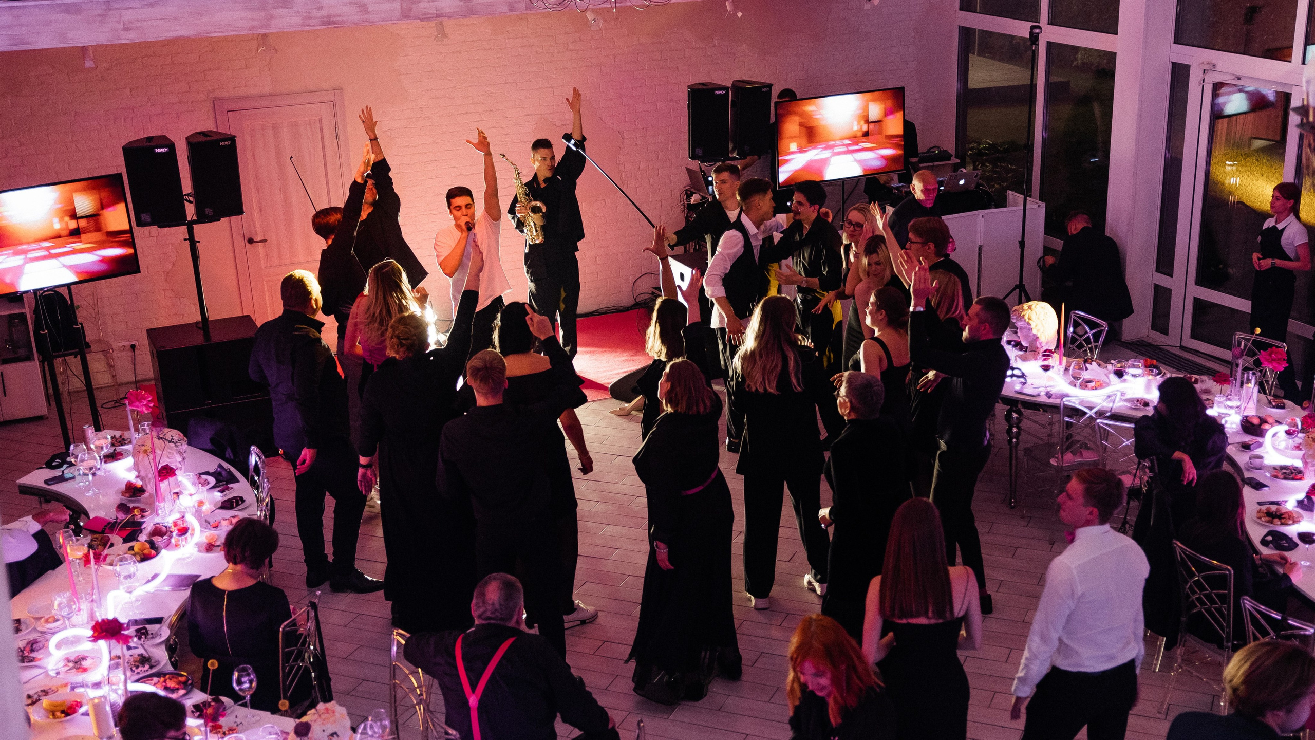 Максим и Алёна. Свадебный фотограф Полина Панина