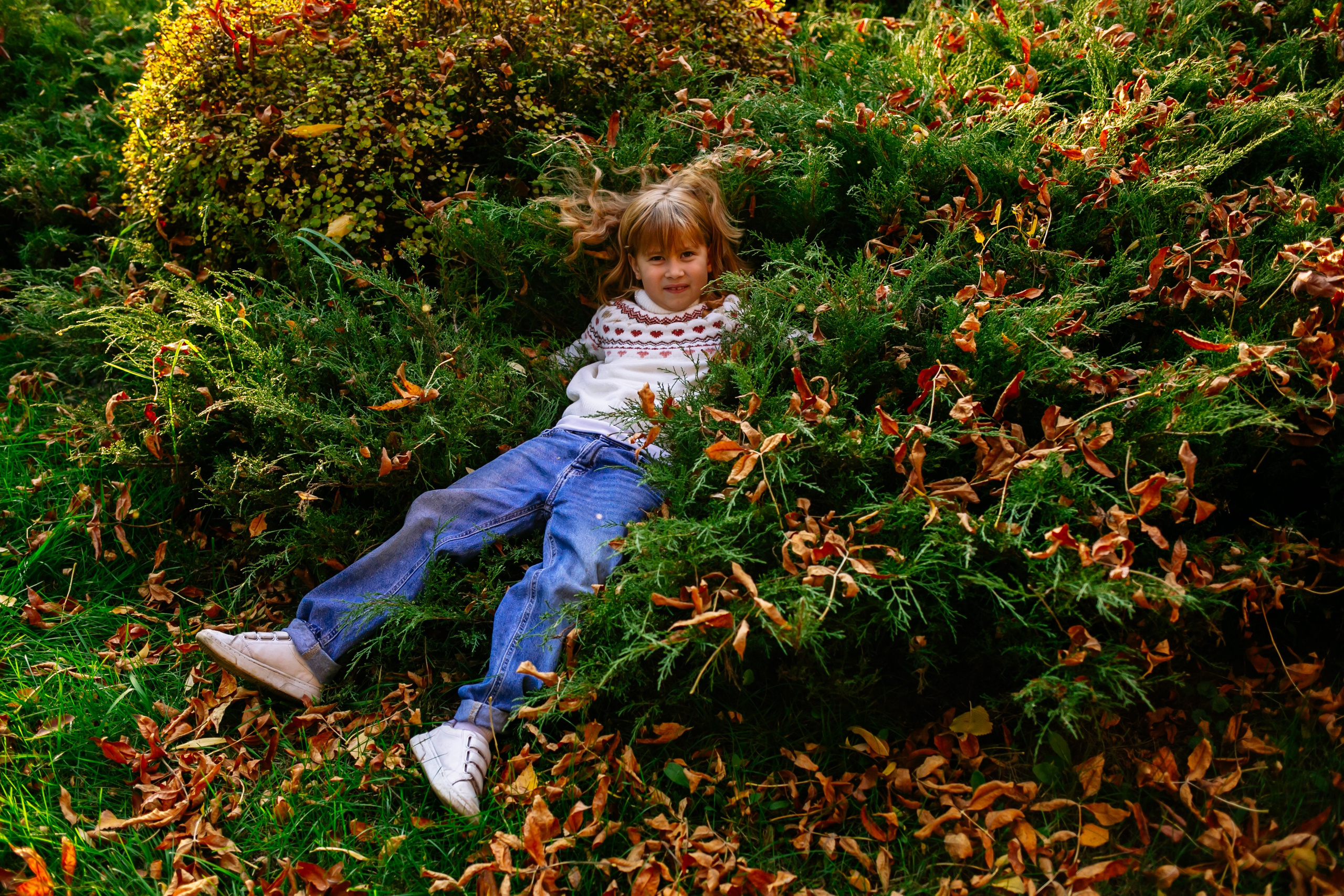 Юля, Анюта, Есения