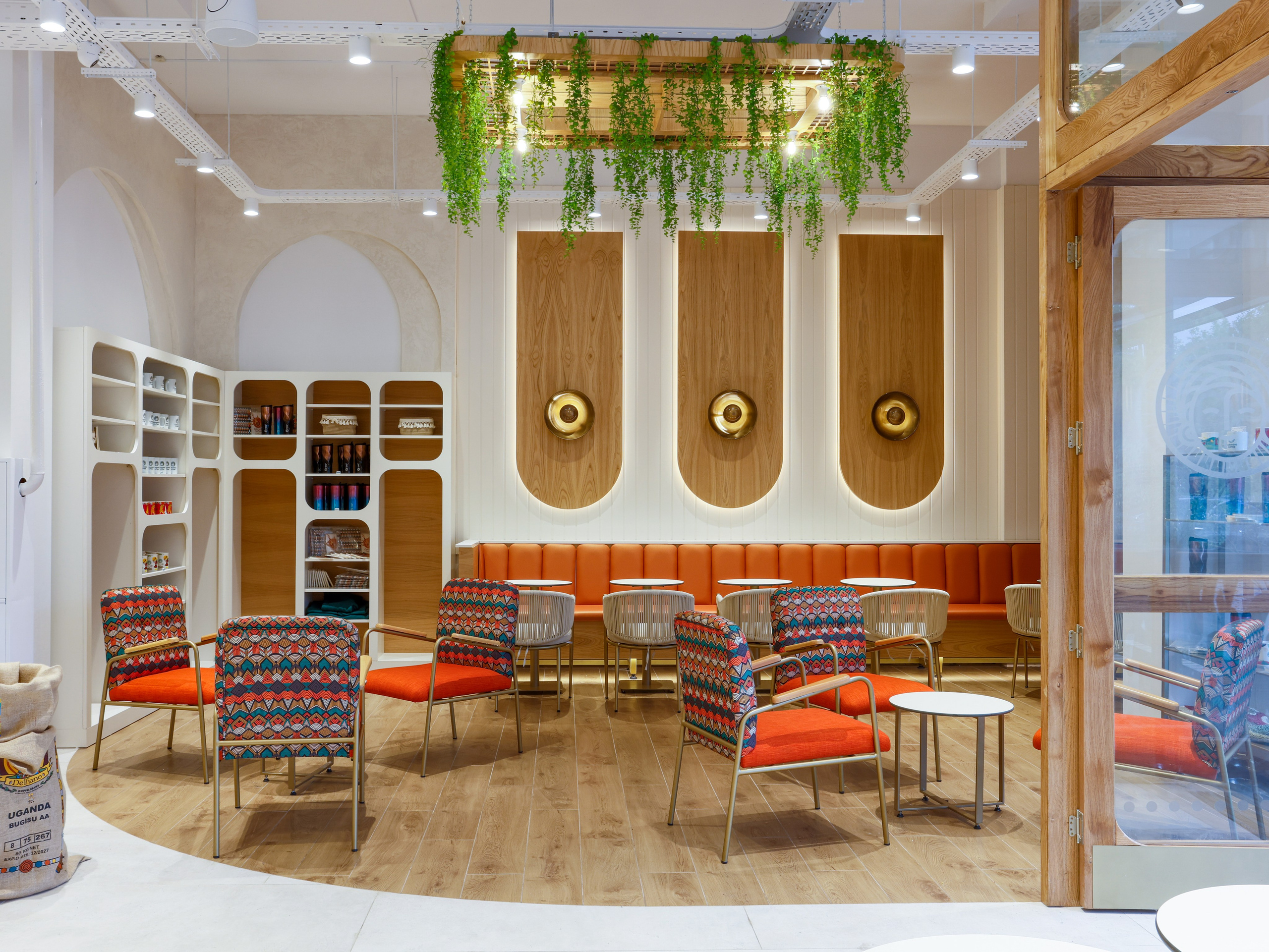 Интерьерная съемка коммерческих локаций. Фотосъемка для вашего бизнеса в Челябинске