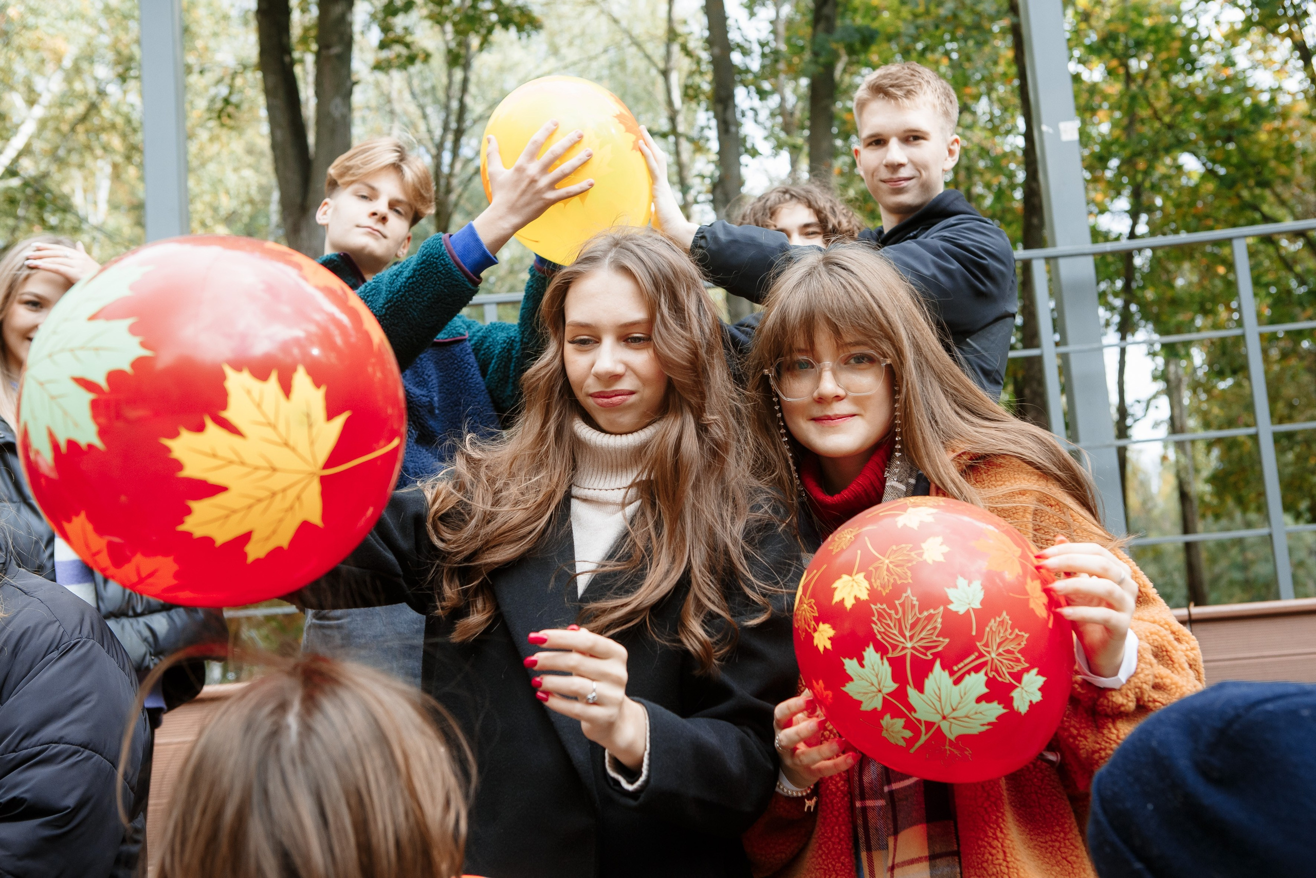 Осень Гимназия 12 11 А 2023. Свадебный и портретный Фотограф в Липецке Дмитрий Котюков