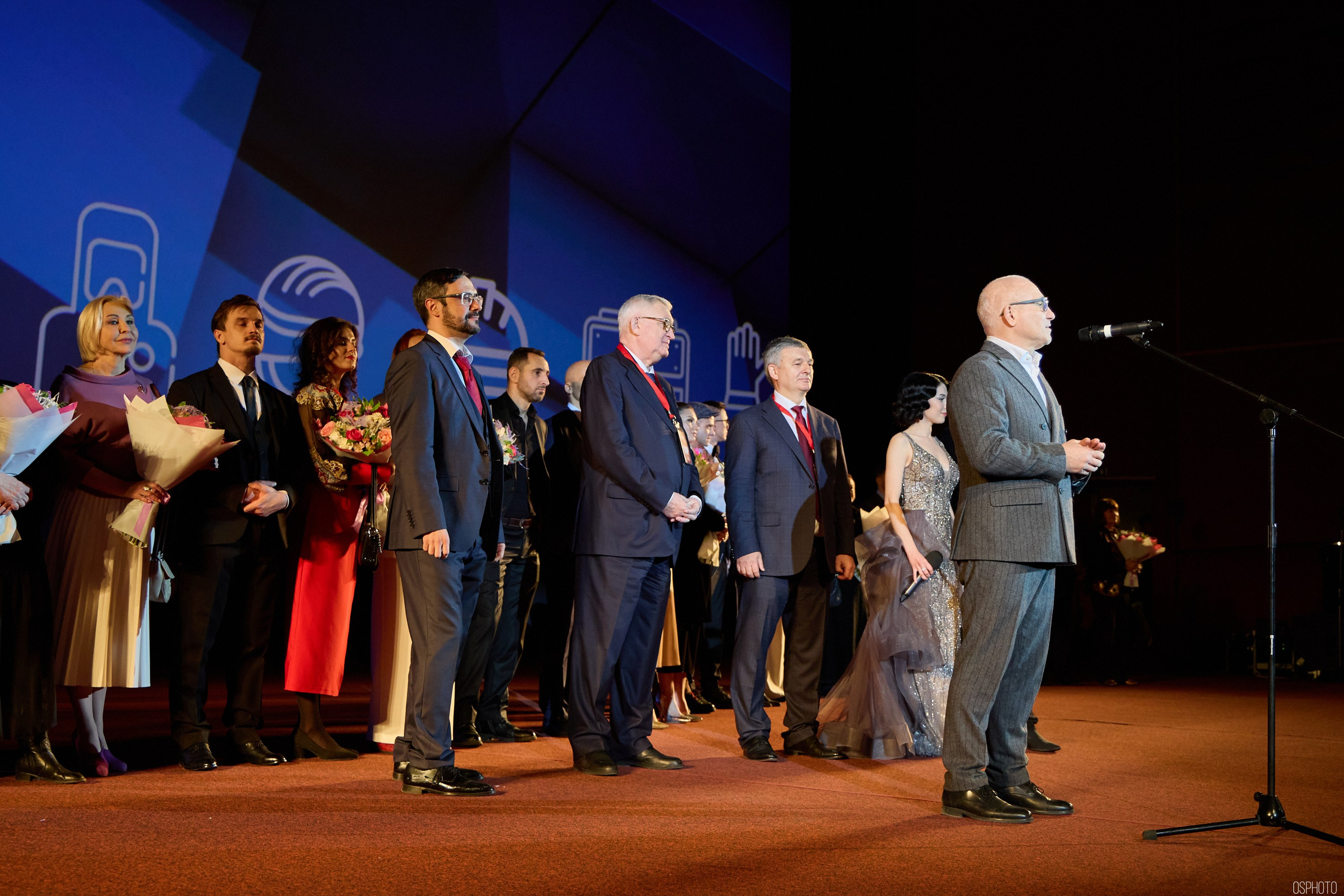 Кинофестиваль фильмов об охране труда | Кинотеатр «Октябрь». OSPhoto