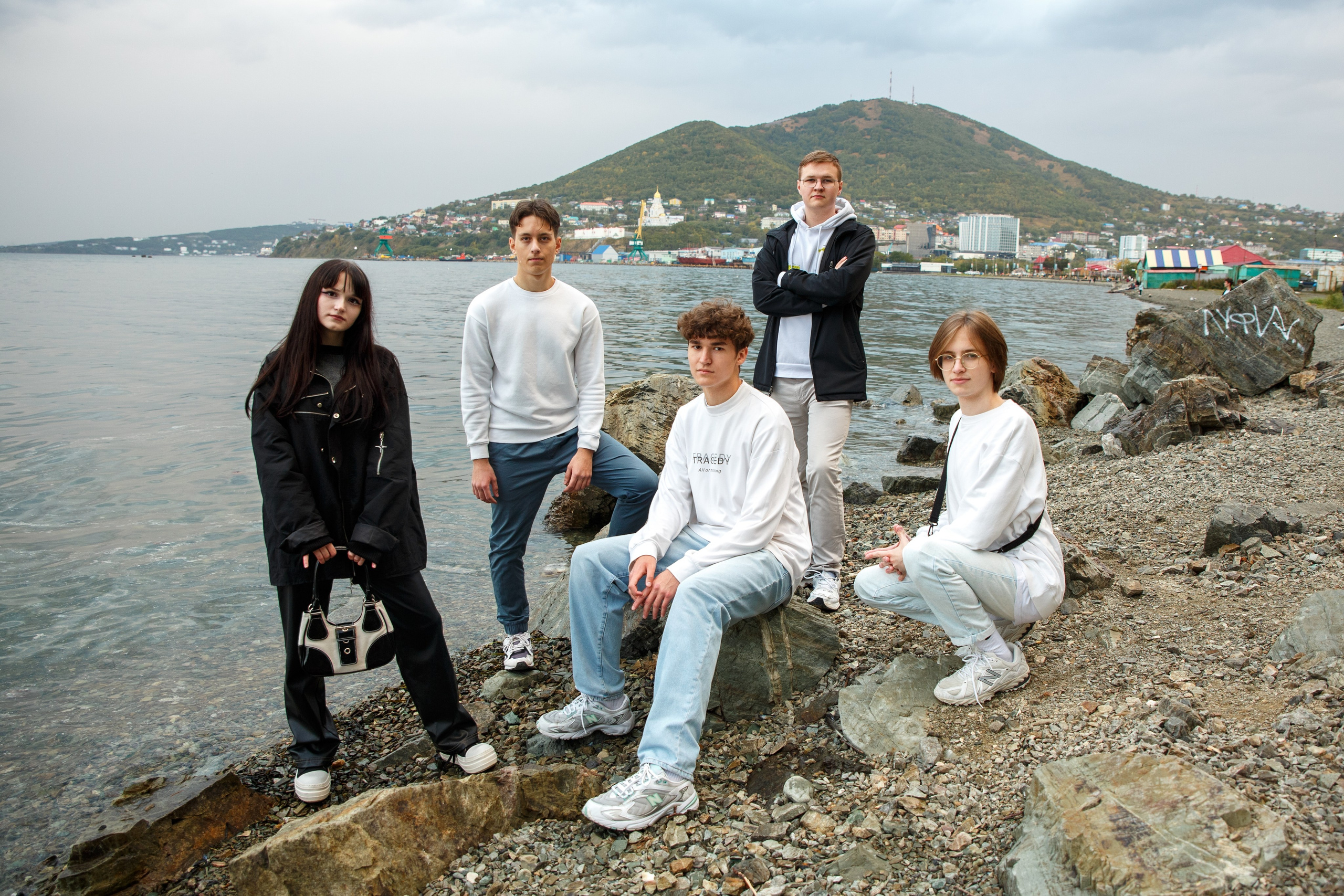 Школьная фотосессия в центре Петропавловска-Камчатского