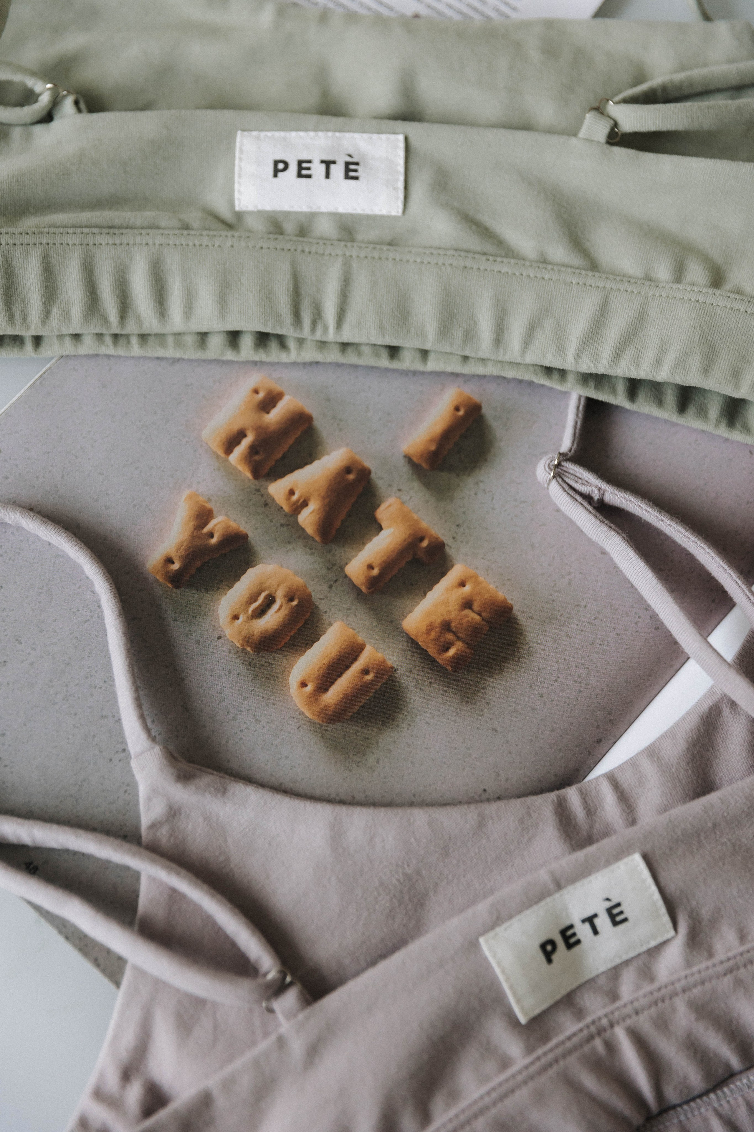 Pete atelier 2. Э Т О М Ы