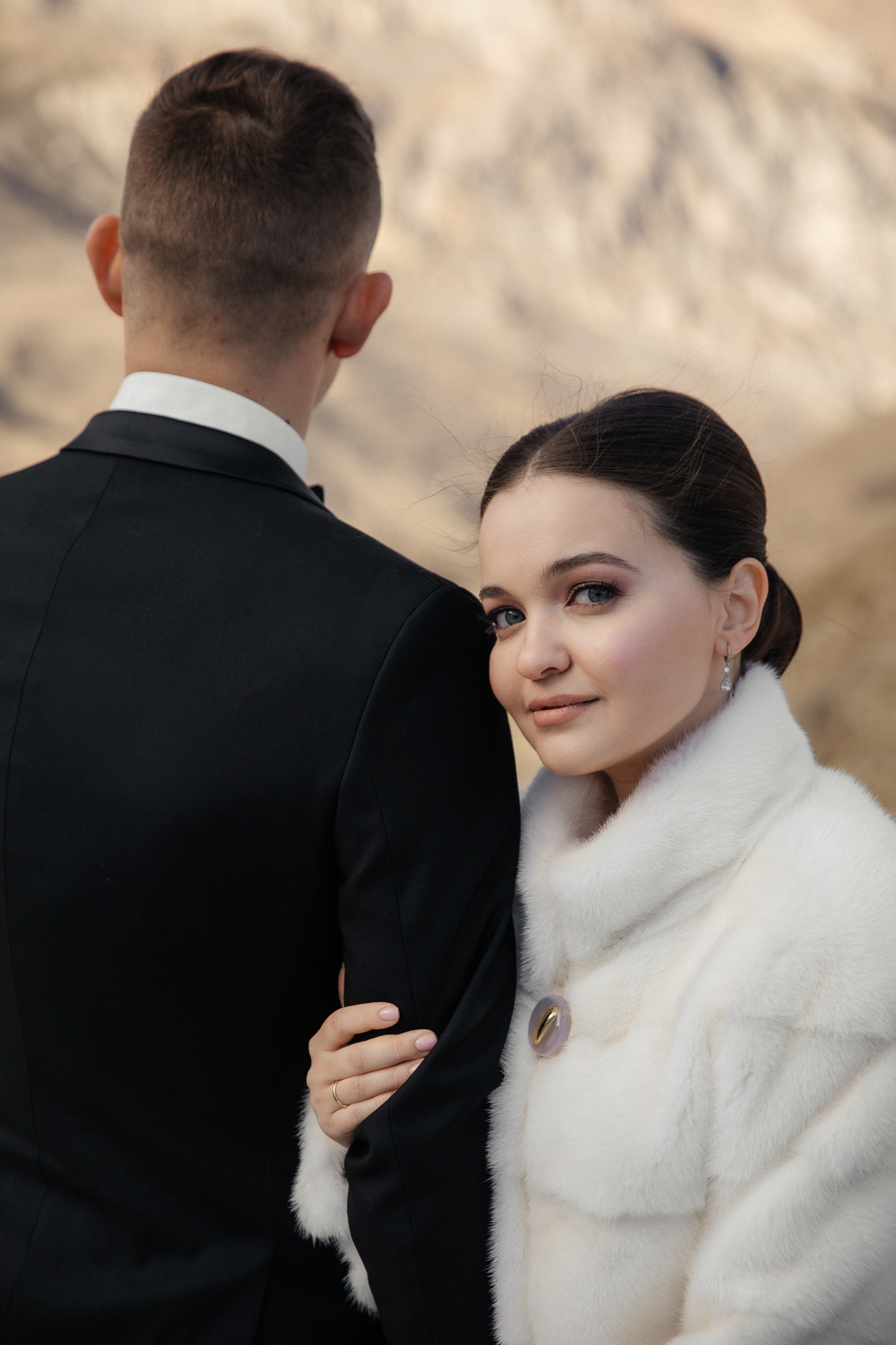 Фотограф Верхний Фиагдон, фотосессия в горах, фотограф Осетия свадебная фотосессия в горах. Свадебный и семейный фотограф Василина Батищева в Моздоке, Северной Осетии и КМВ