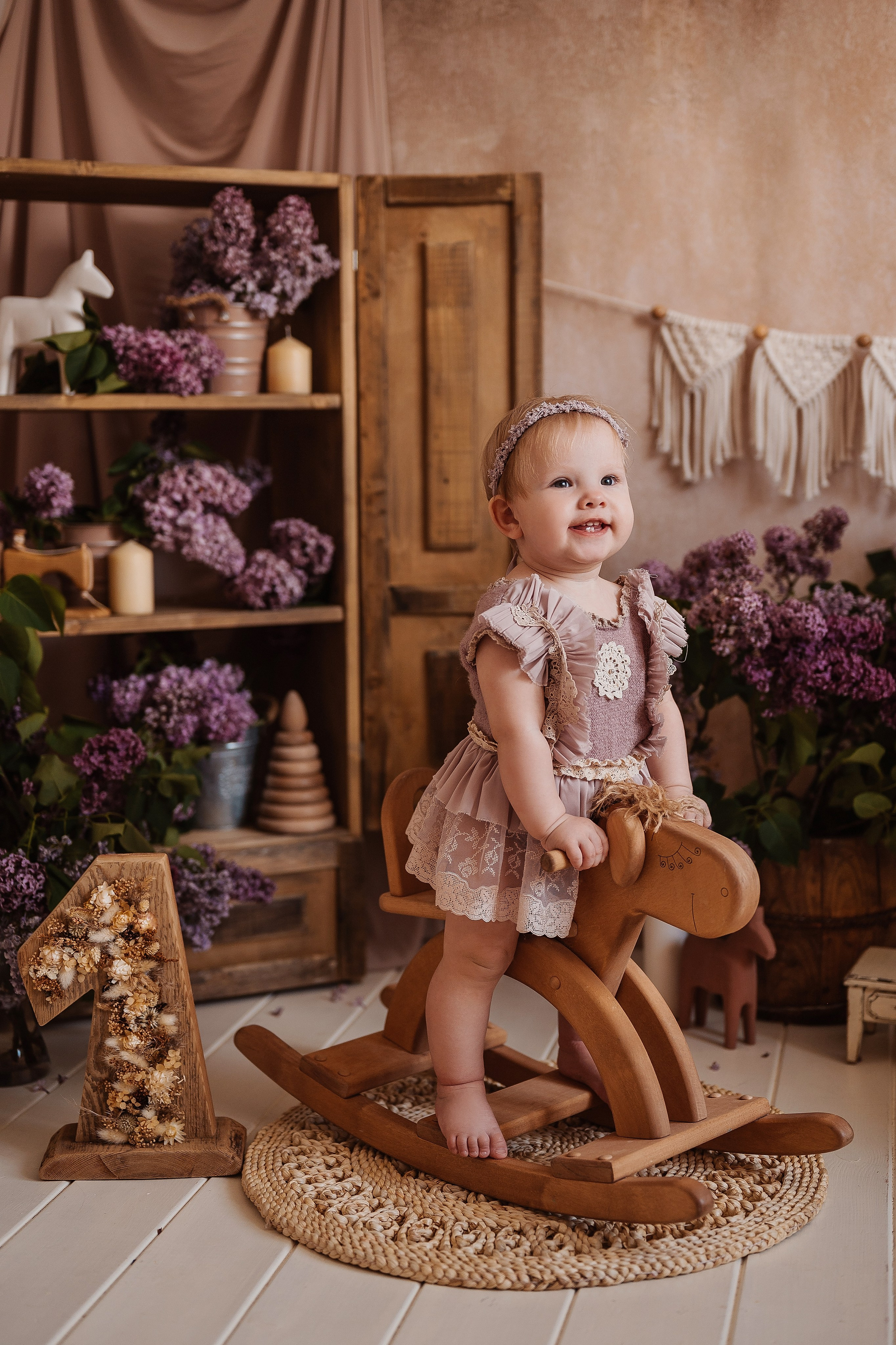 Катюшке годик. Детский и семейный фотограф в Красноярске. Фотосессии новорожденных малышей до 1 месяца