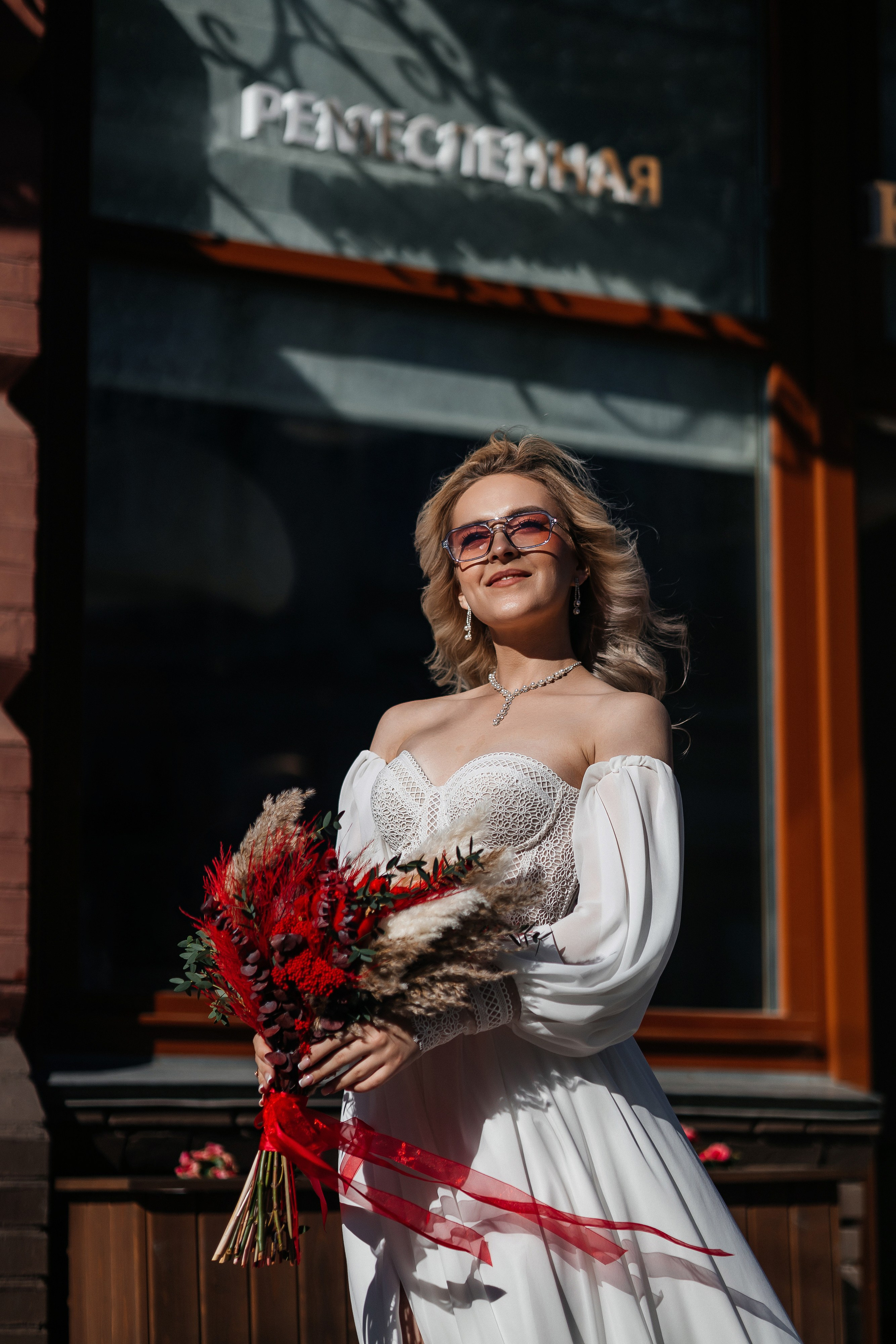 Грандиозное свадебное событие в уютном ресторане. Олег Сверчков | Свадебный фотограф Вологда