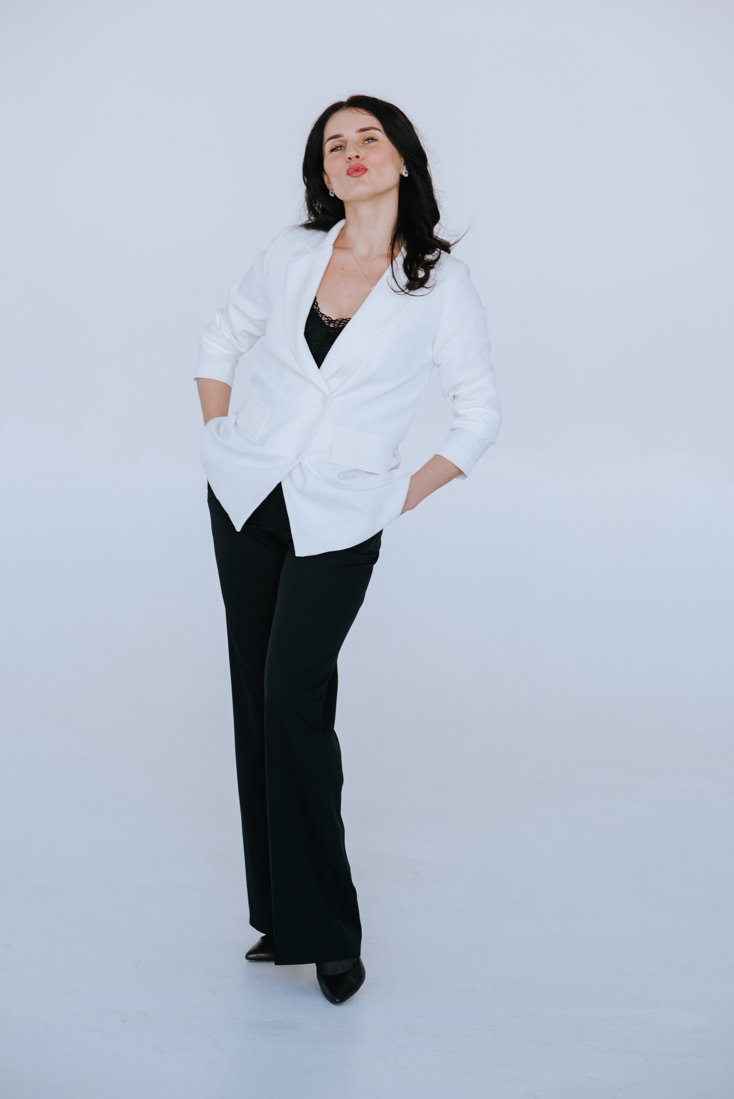 11 класс. Университетская школа ДВФУ. Стильный выпускной альбом Владивосток фотограф Вероника Мигачева