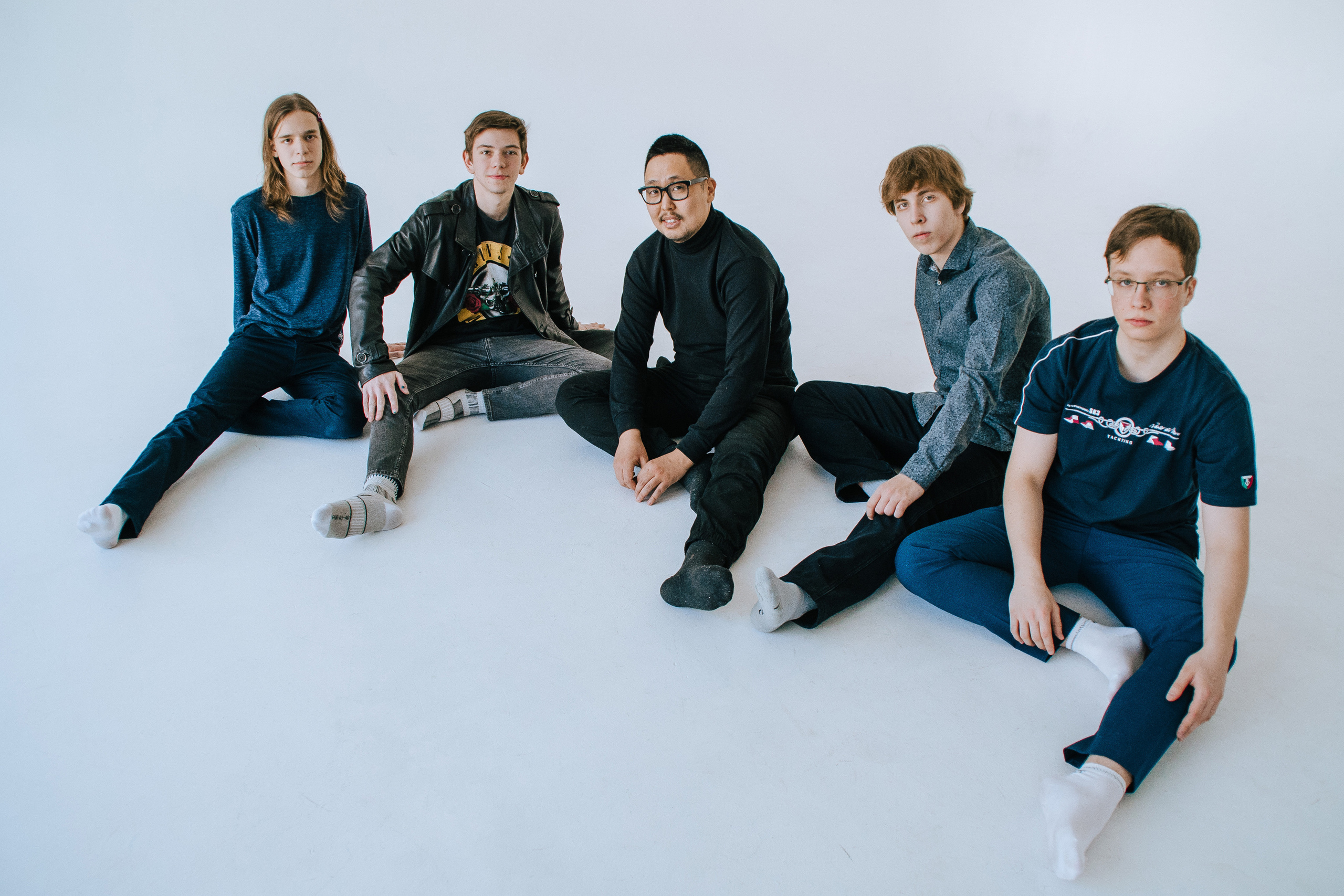 11 класс. Университетская школа ДВФУ. Стильный выпускной альбом Владивосток фотограф Вероника Мигачева