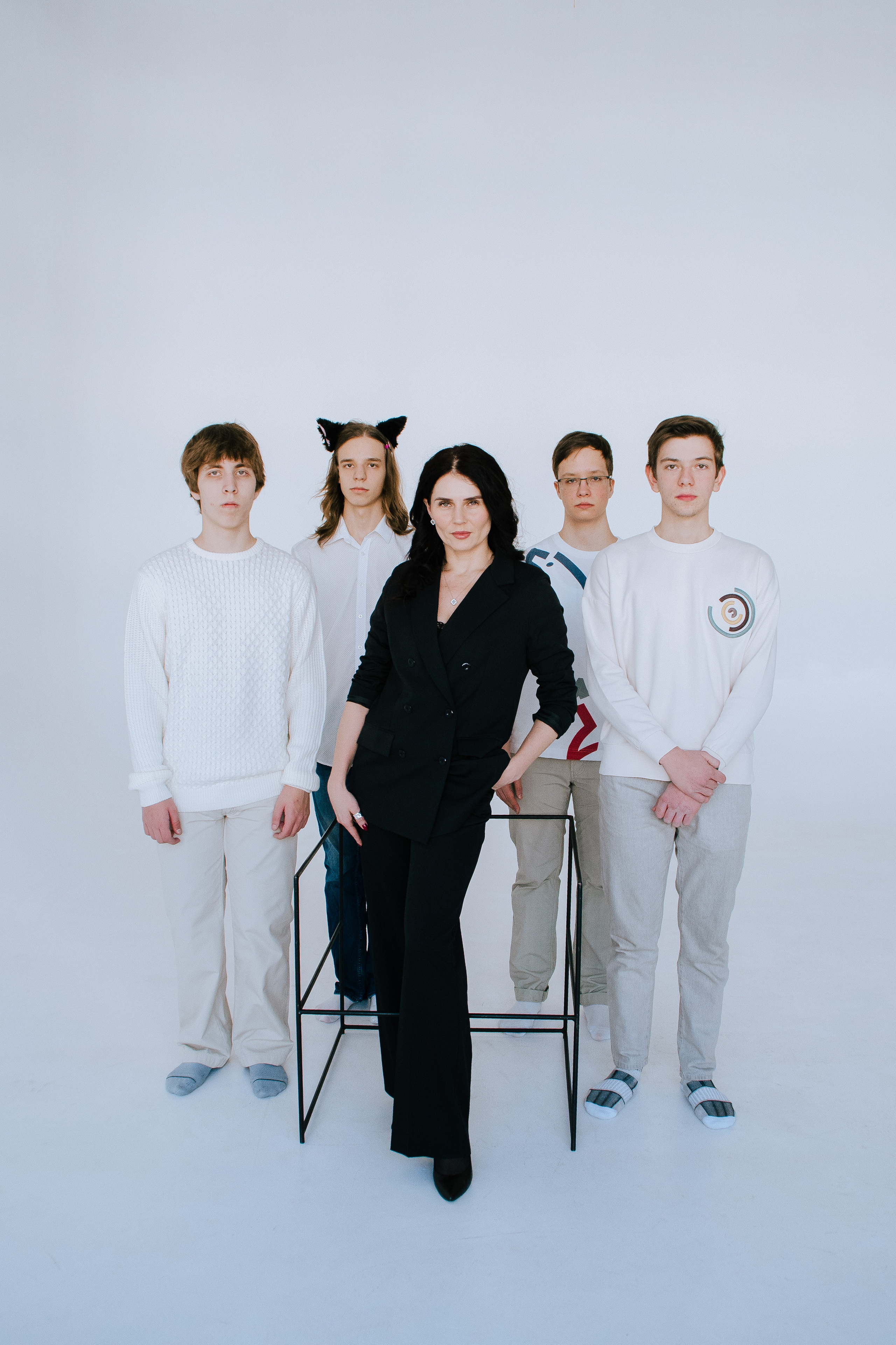 11 класс. Университетская школа ДВФУ. Стильный выпускной альбом Владивосток фотограф Вероника Мигачева