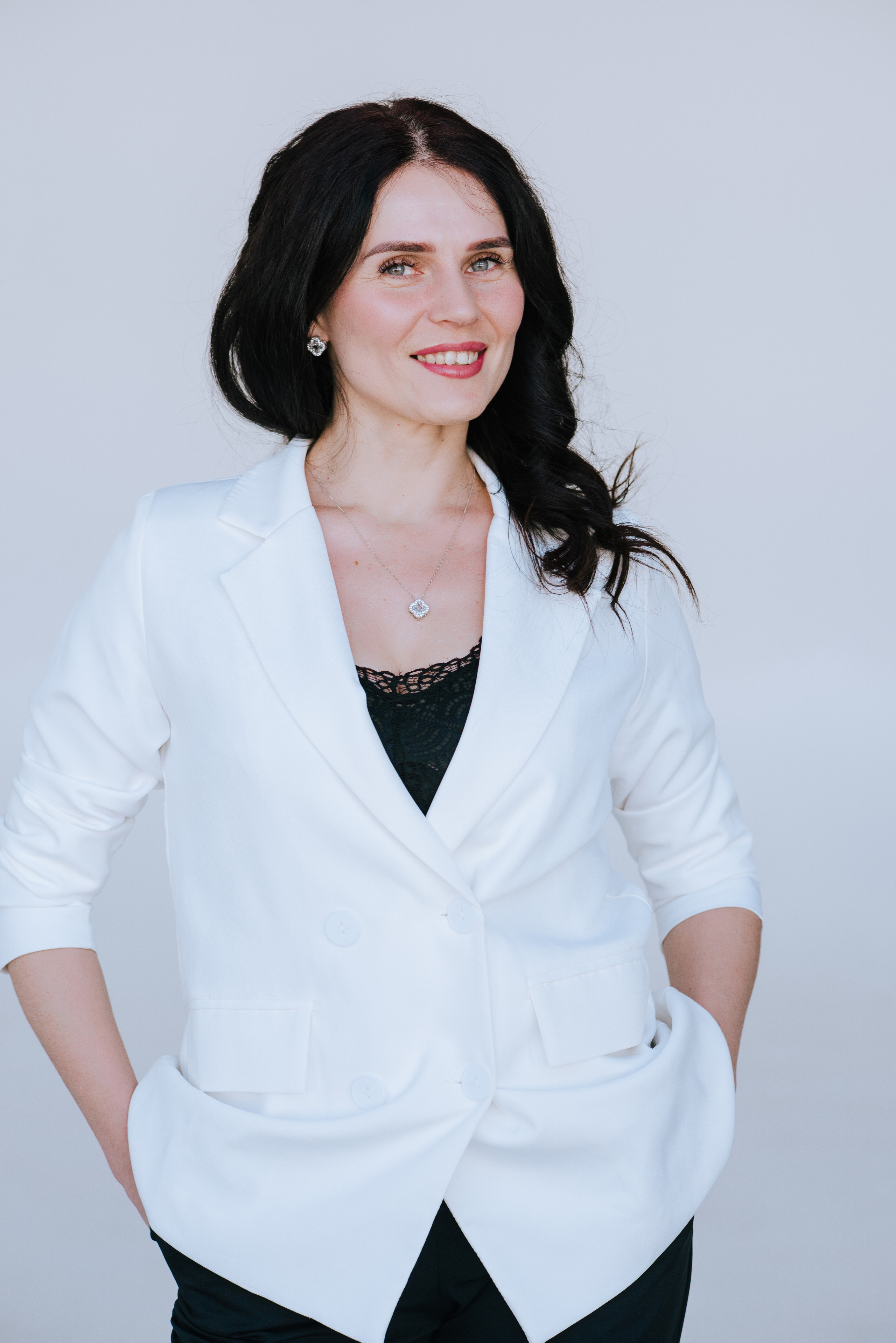 11 класс. Университетская школа ДВФУ. Стильный выпускной альбом Владивосток фотограф Вероника Мигачева