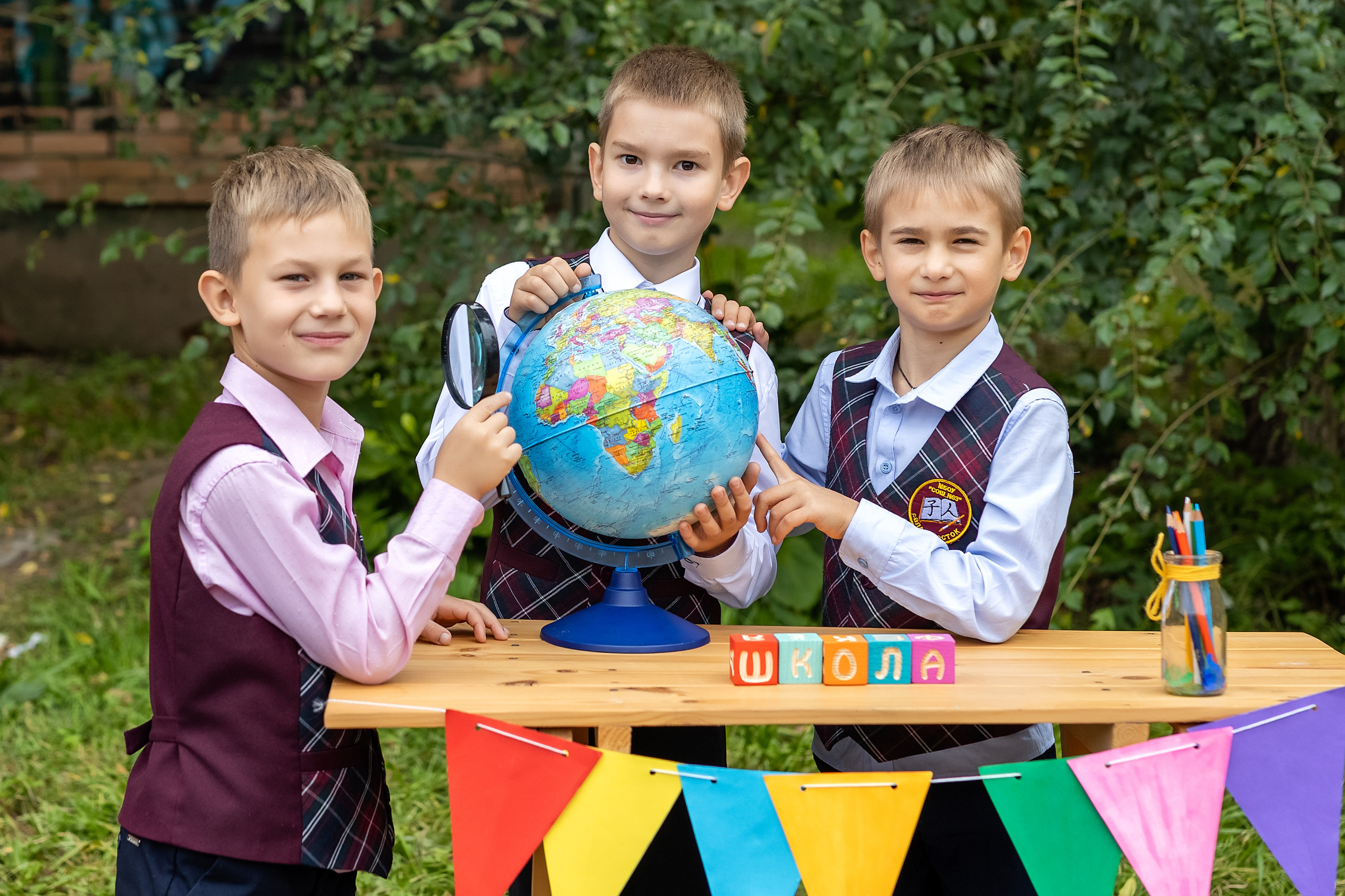 Начальная школа. Стильный выпускной альбом Владивосток фотограф Вероника Мигачева