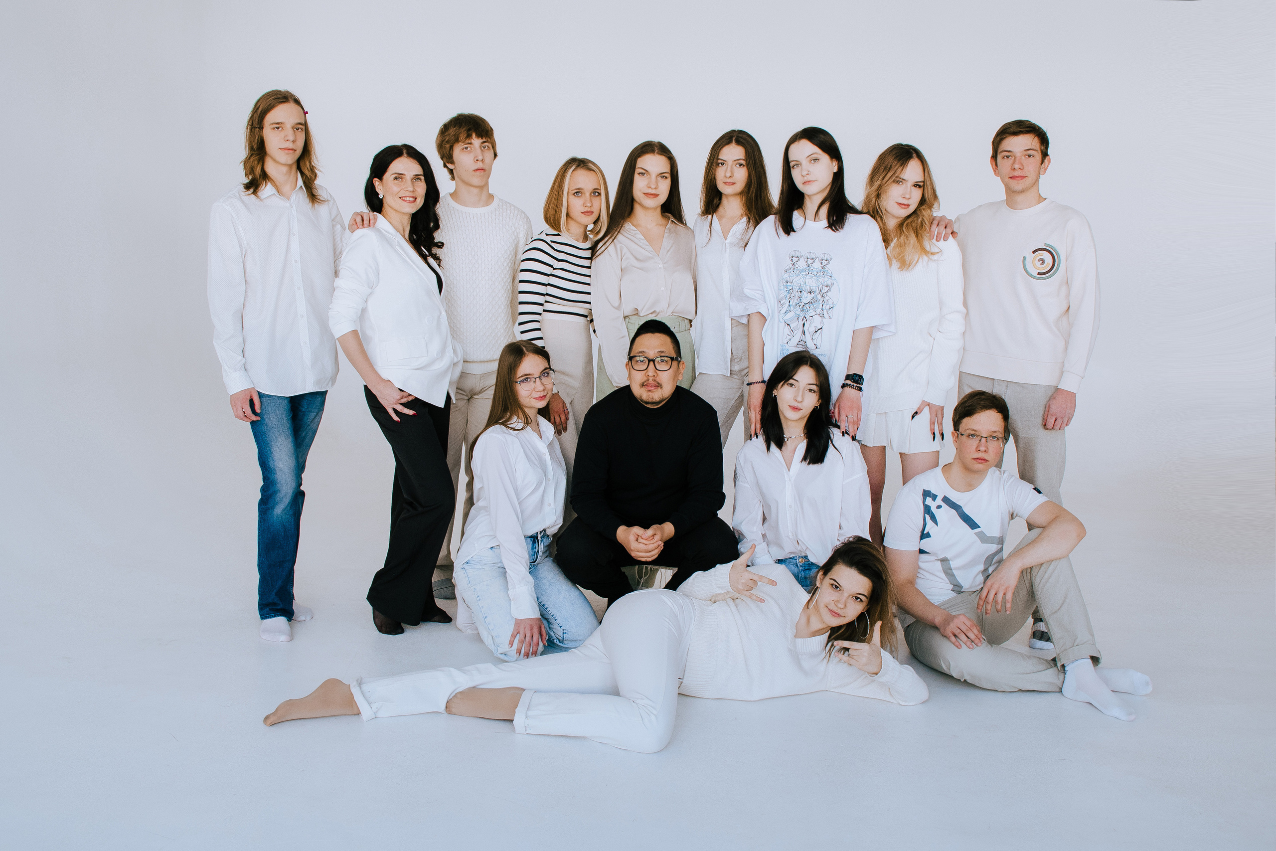 11 класс. Университетская школа ДВФУ. Стильный выпускной альбом Владивосток фотограф Вероника Мигачева