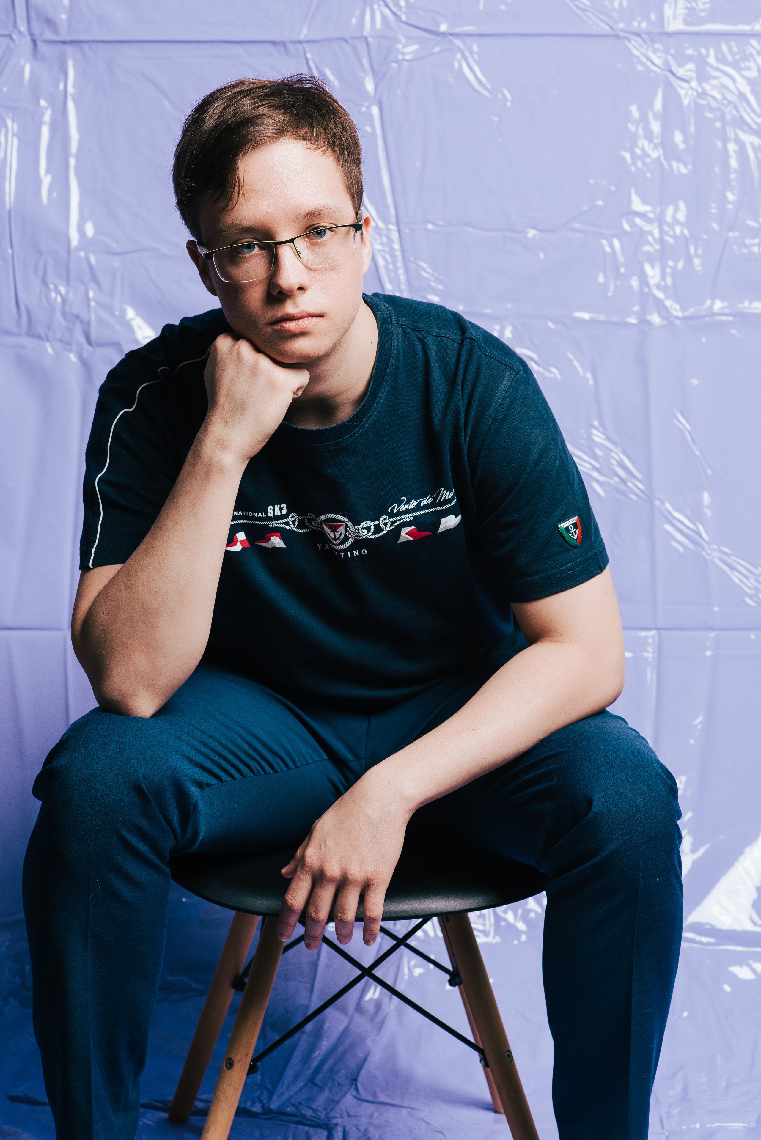 11 класс. Университетская школа ДВФУ. Стильный выпускной альбом Владивосток фотограф Вероника Мигачева