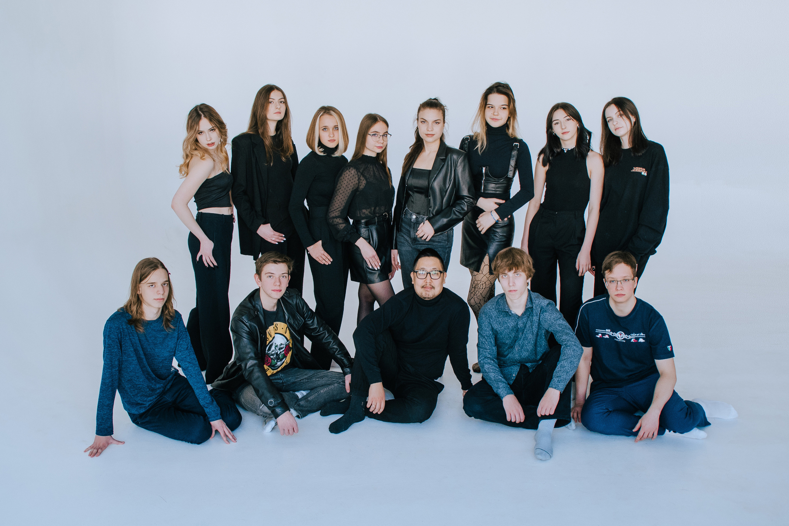 11 класс. Университетская школа ДВФУ. Стильный выпускной альбом Владивосток фотограф Вероника Мигачева