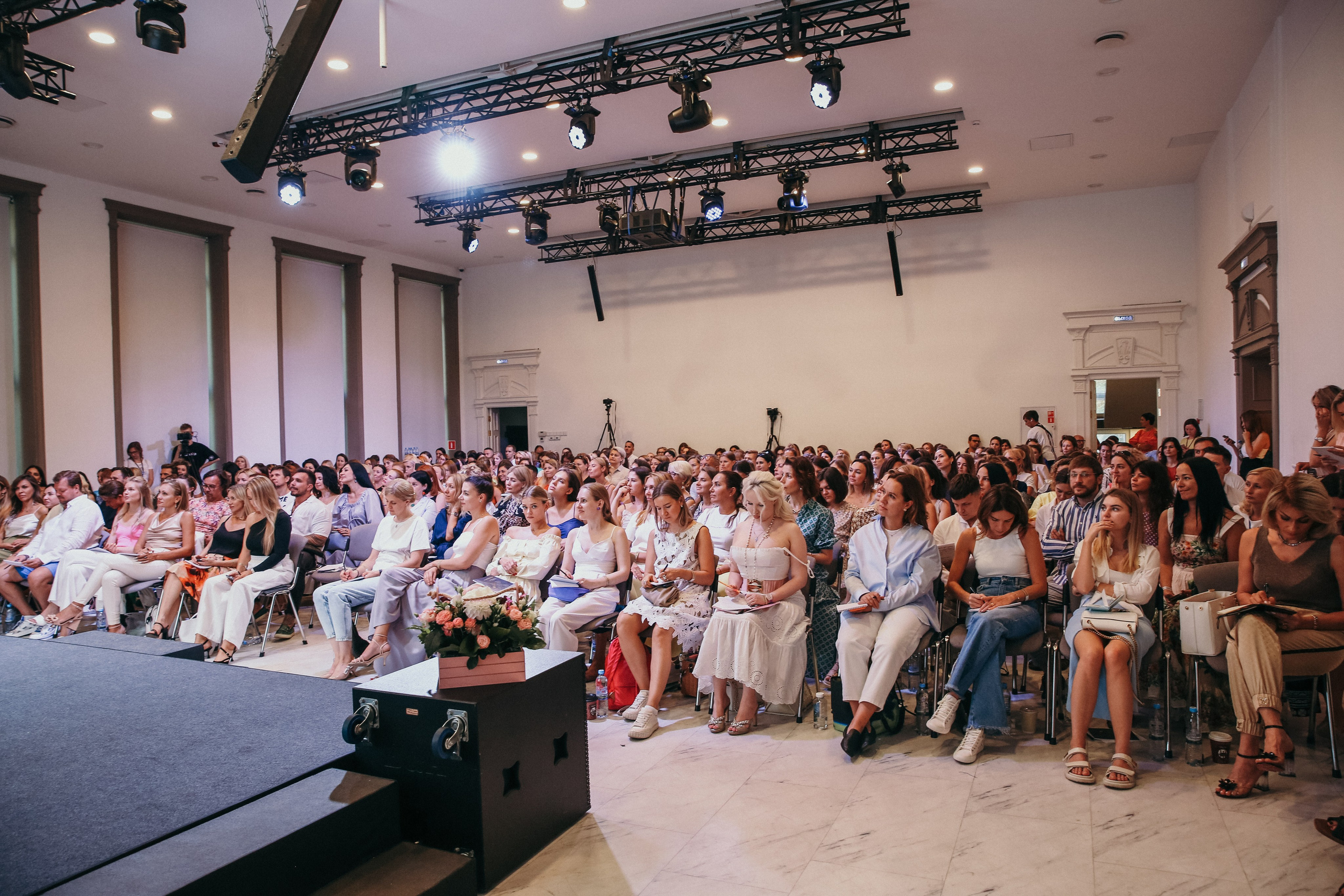 Тренинг Евгении Павловской. Фотограф и видеограф Анна Домашенко