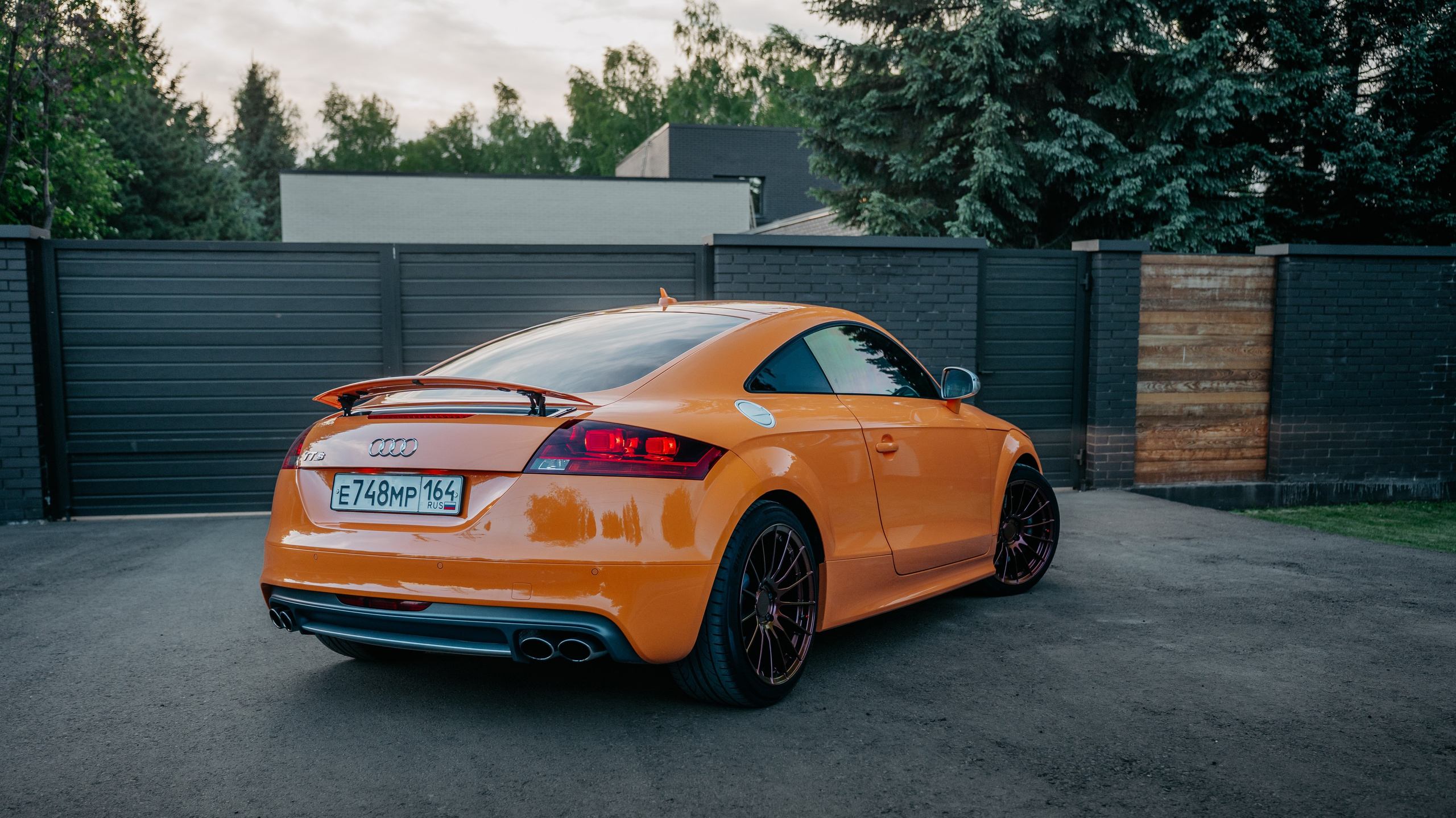 Audi TTs. Фотограф, видеограф и пилот дрона на Байкале