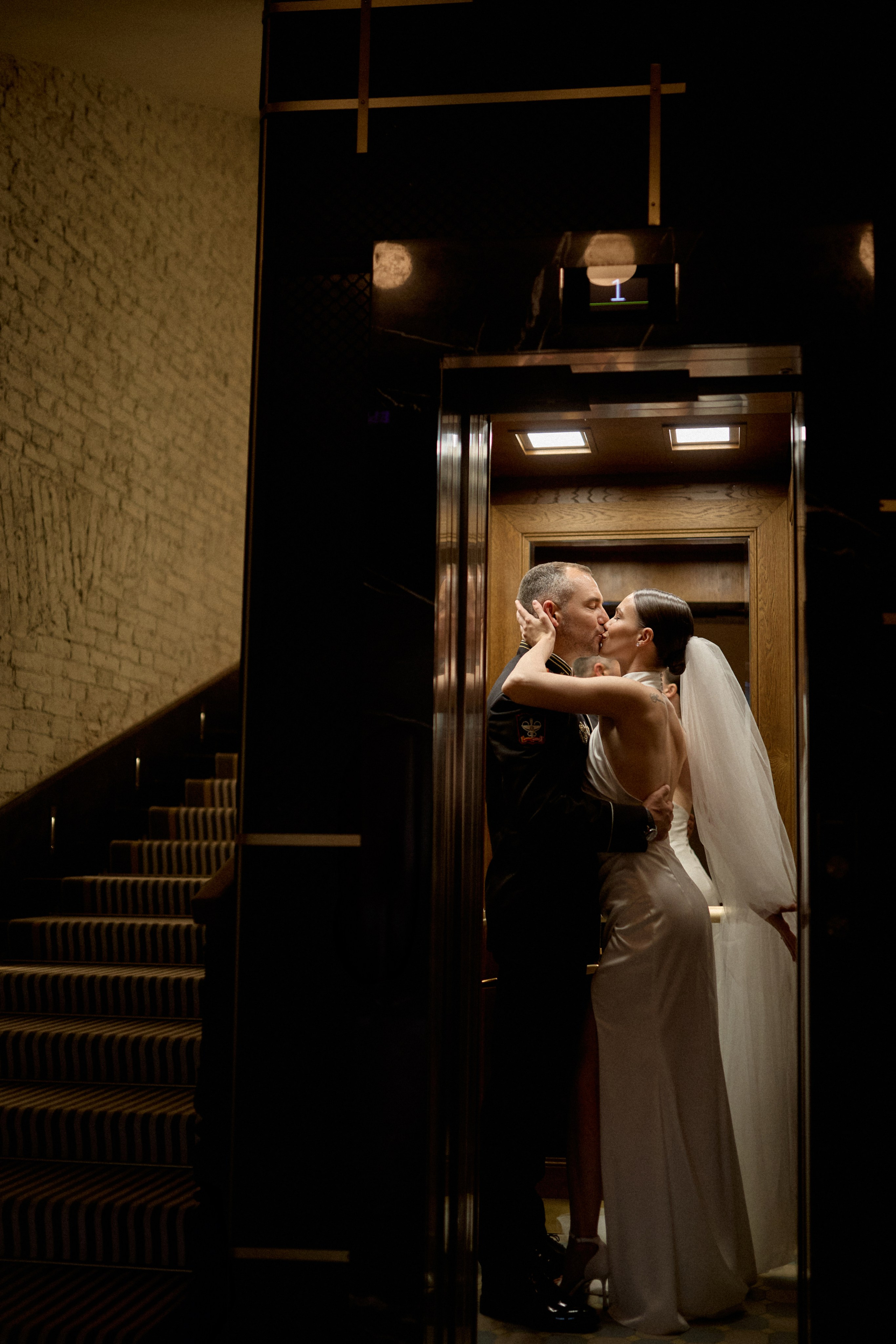 Свадебная фотосессия в резиденции Президента. Сестры Карабаза. Фотографы и ретушеры в Москве и Санкт-Петербурге