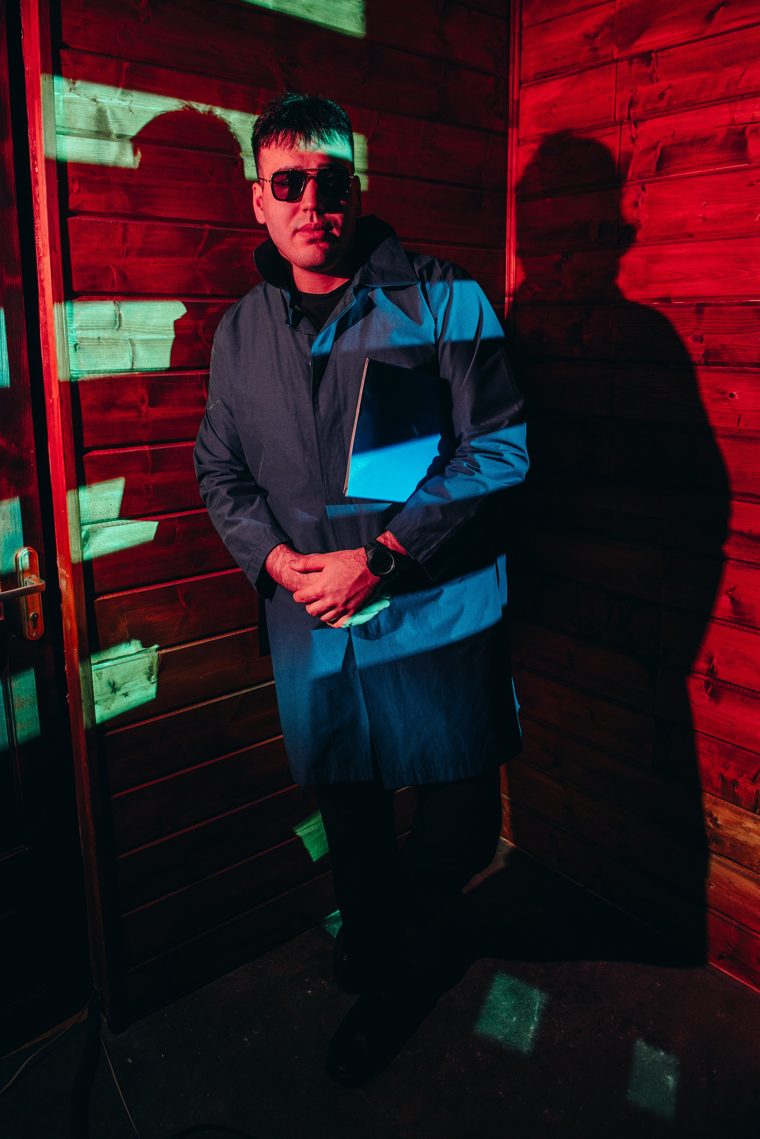 Съемка квеста Теневая сделка. Профессиональный фотограф Артем Рахимов в Казани