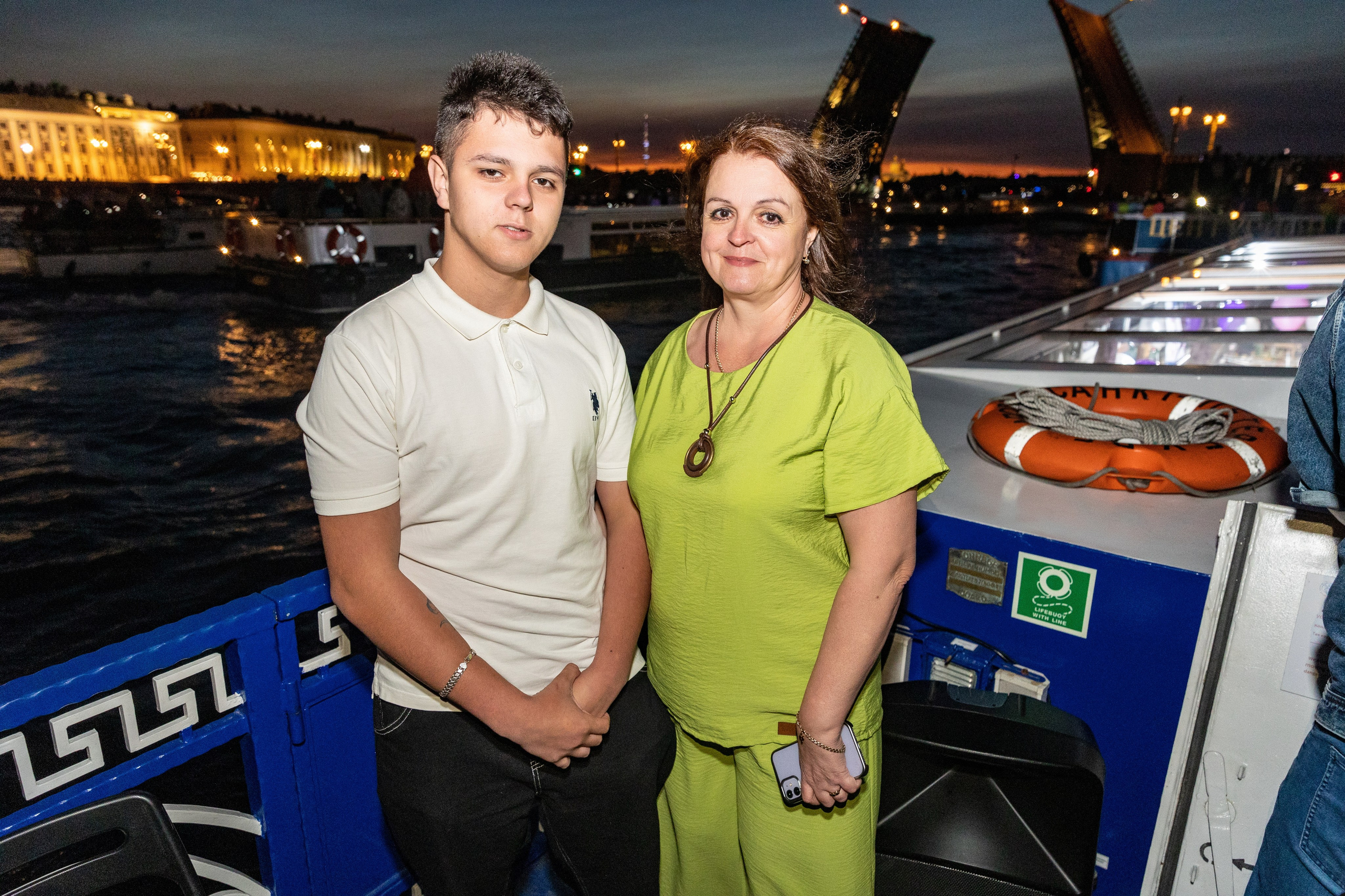 Выпускной на караблике 9 класс. Фотограф в Санкт-Петербурге Закута Ольга