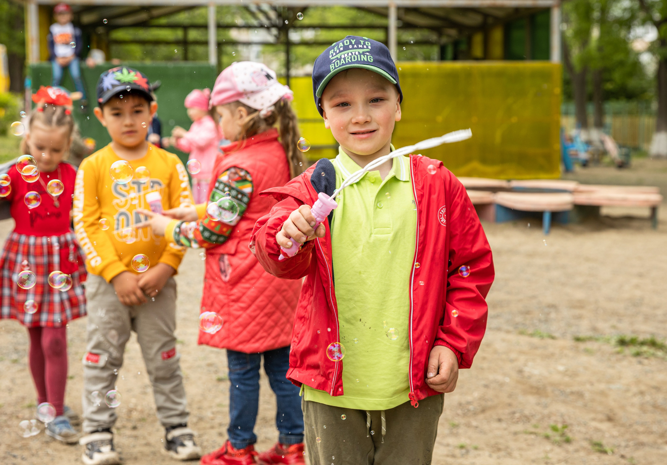 Репортажно-постановочная съемка в саду. Детский семейный фотограф в г. Находка Ольга Коваленко, фотостудия Memories