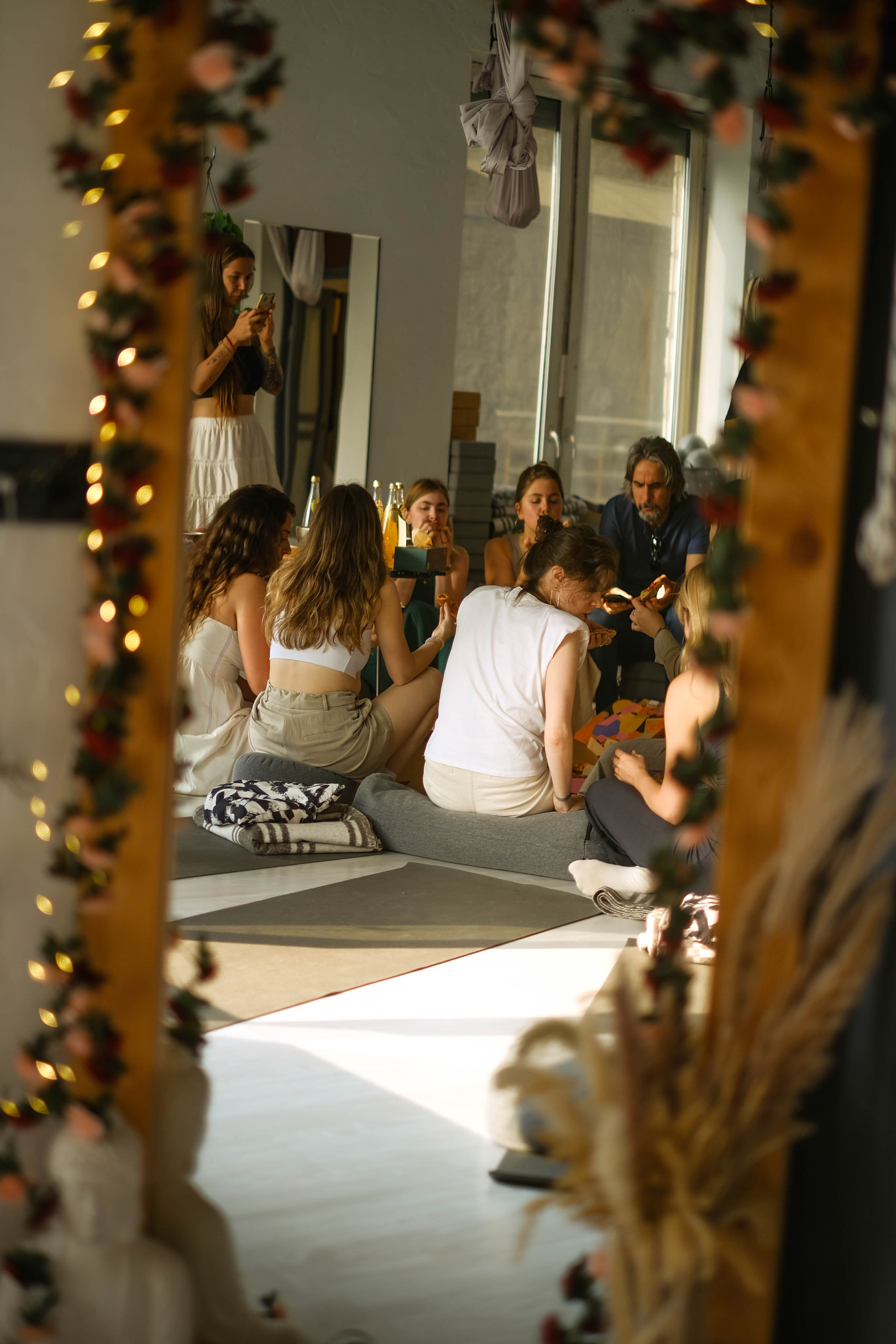 Репортаж мероприятия в студии йоги. Портретные и творческие съемки Санкт-Петребург