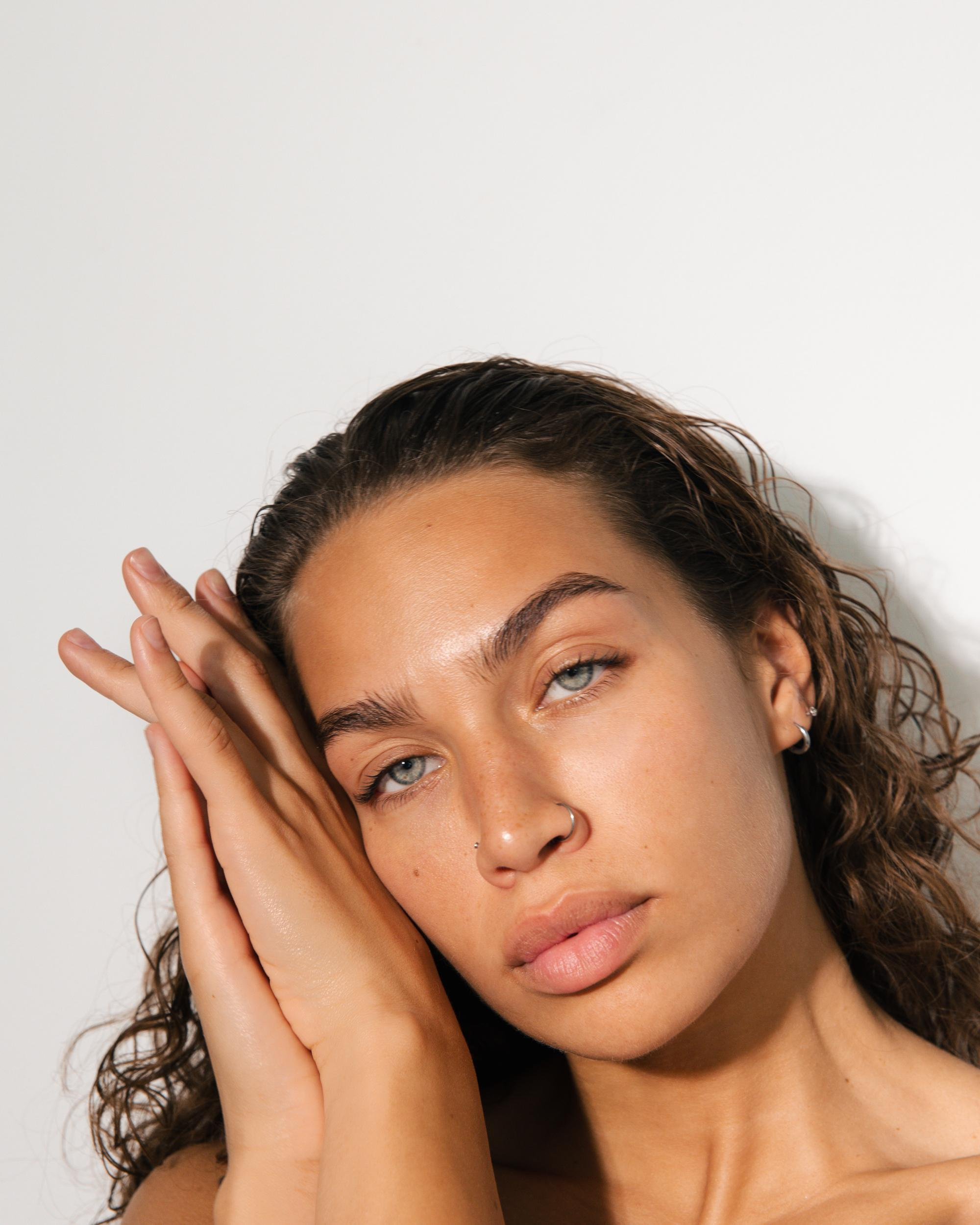 Face.room rebranding контент съемка для студии масажа. Фотограф в Санкт-Петербурге и Москве