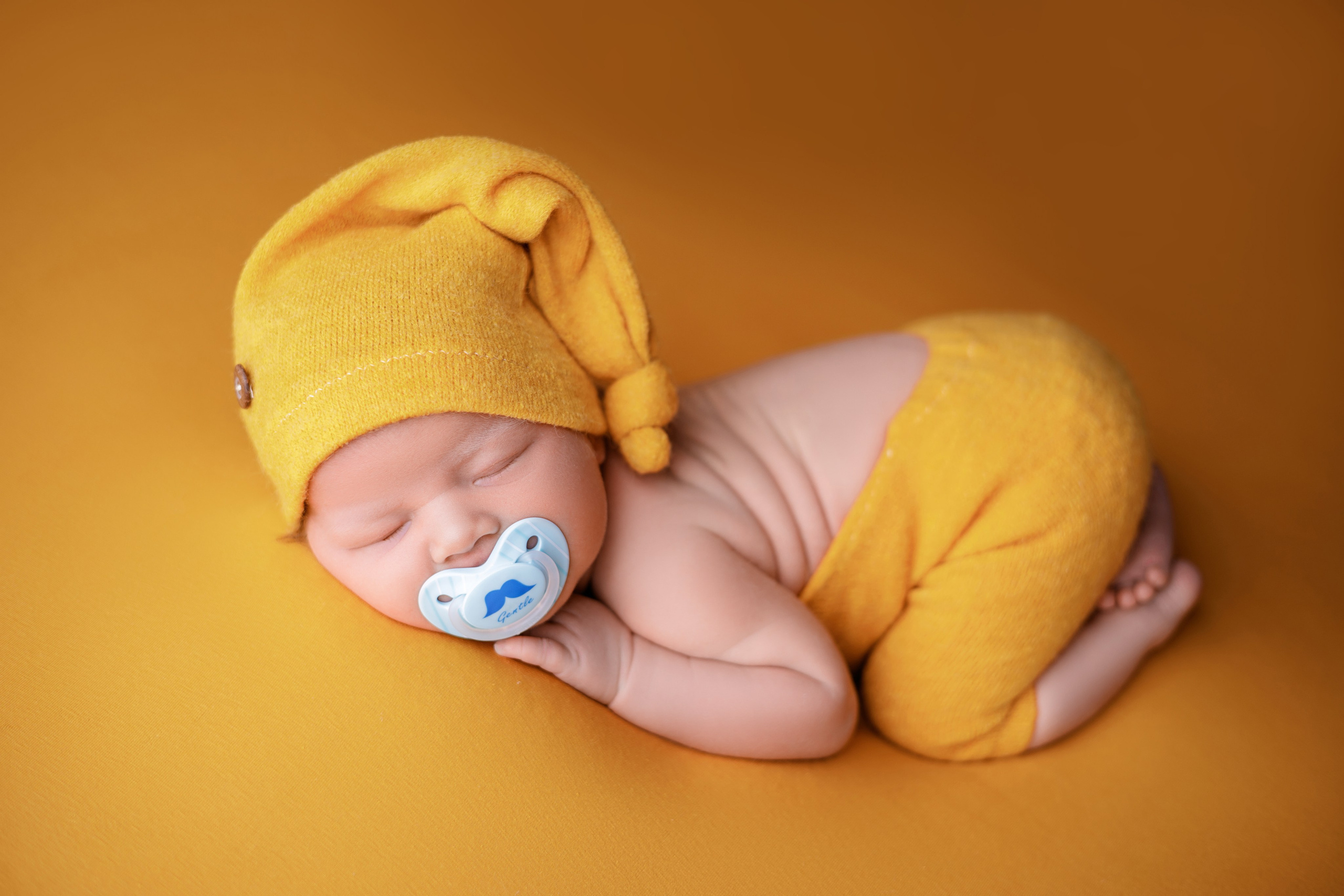 Александр. Евгения Горбунова фотограф новорожденных в Новом Уренгое