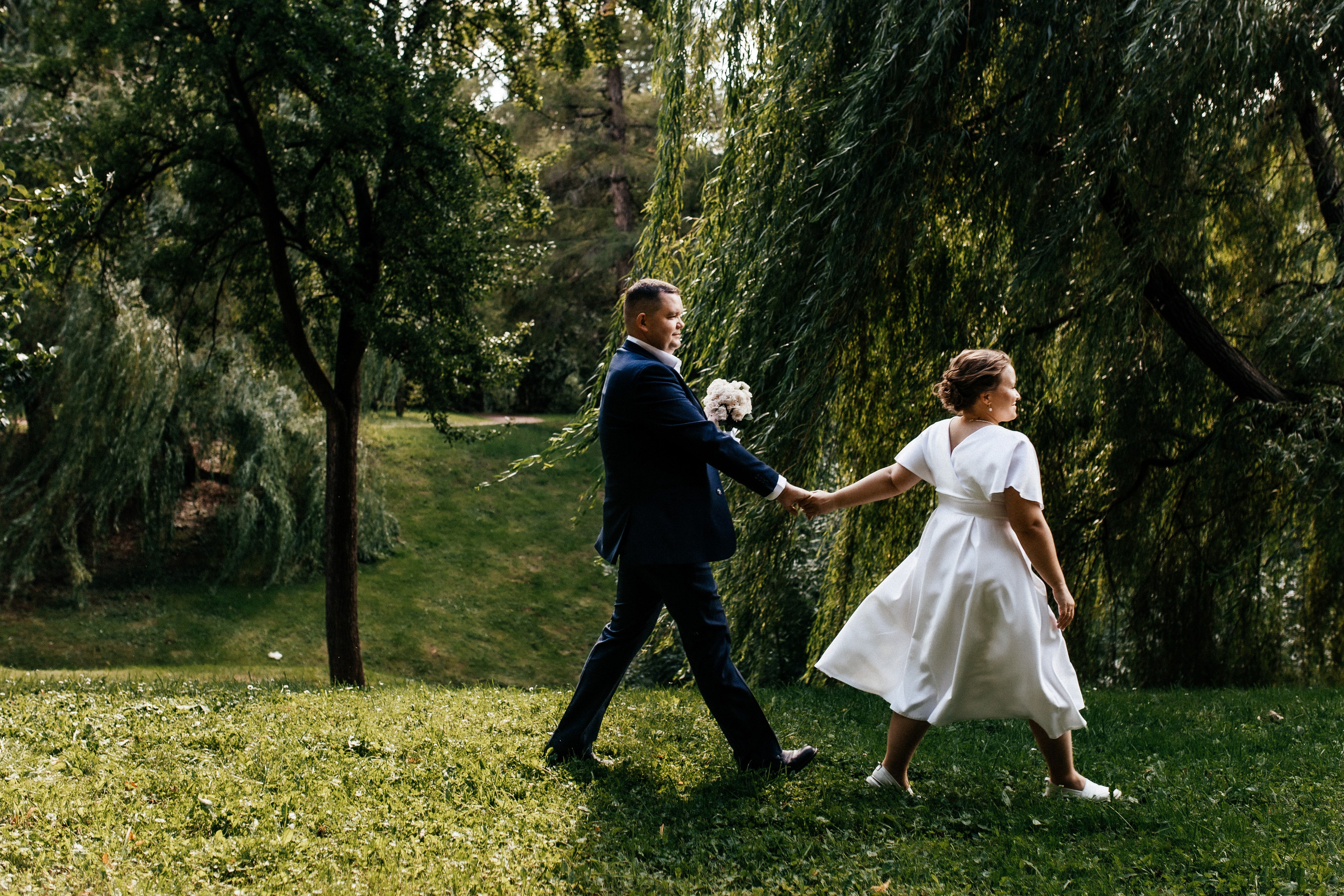 Свадебная прогулка в Царицыно!. Профессиональный фотограф, Москва |Видное Елена Елизарова