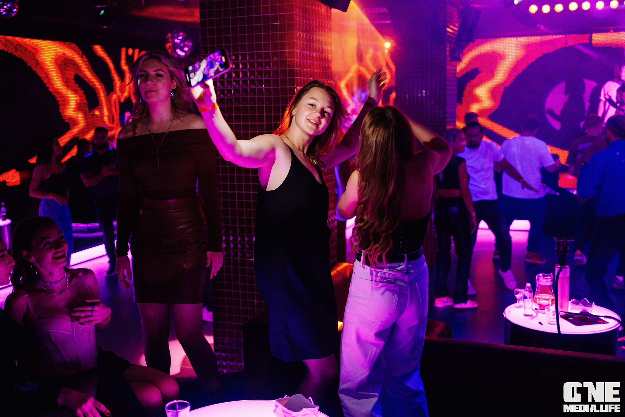 Фоторепортаж из РК Планета. One Media Life: фоторепортажи, фотоотчеты с мероприятий и заведений