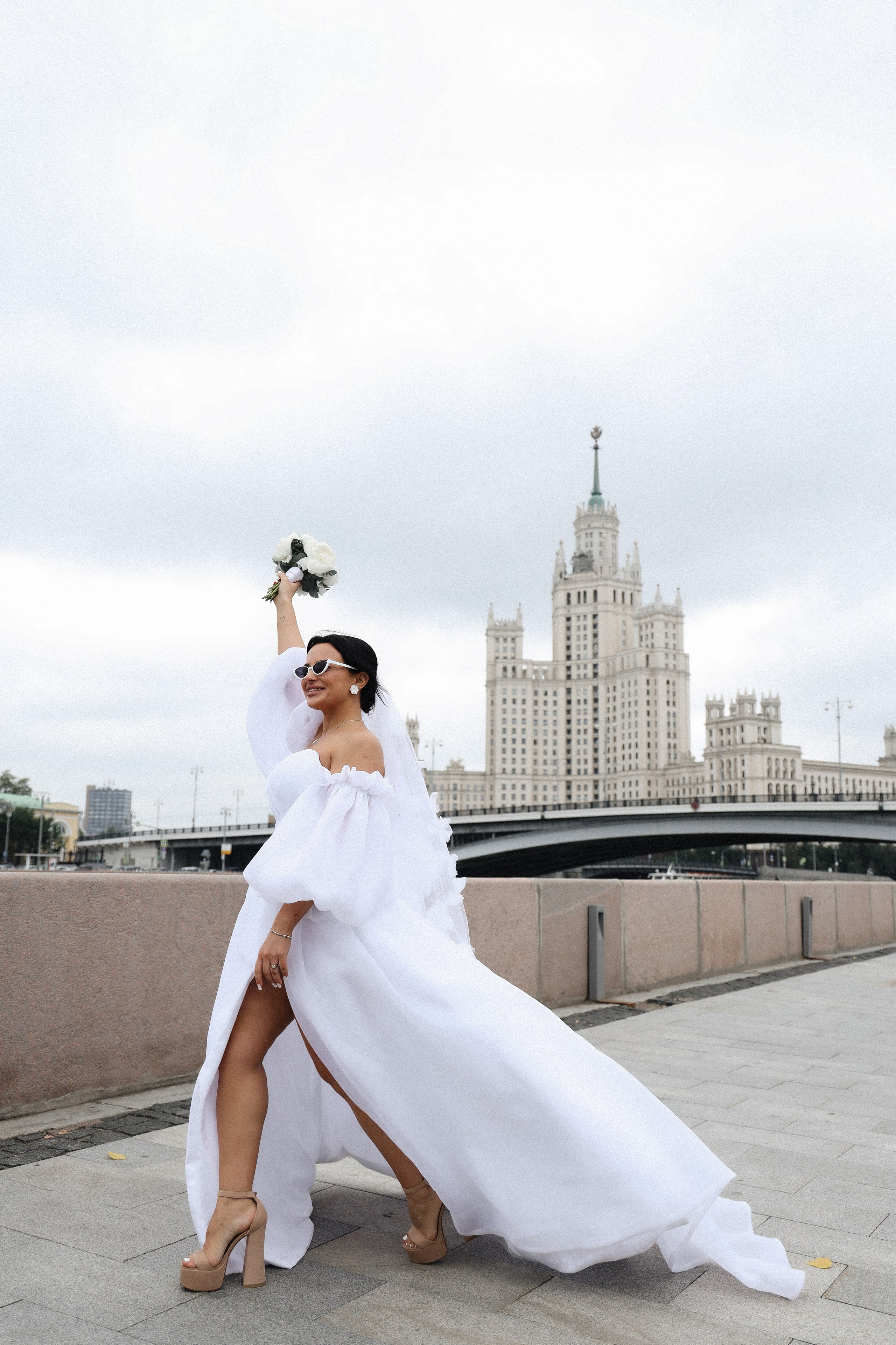 Т. + А. Роспись в Сити, прогулка по набережным Москвы. Семейный и lovestory фотограф в Москве Светлана Коняхина