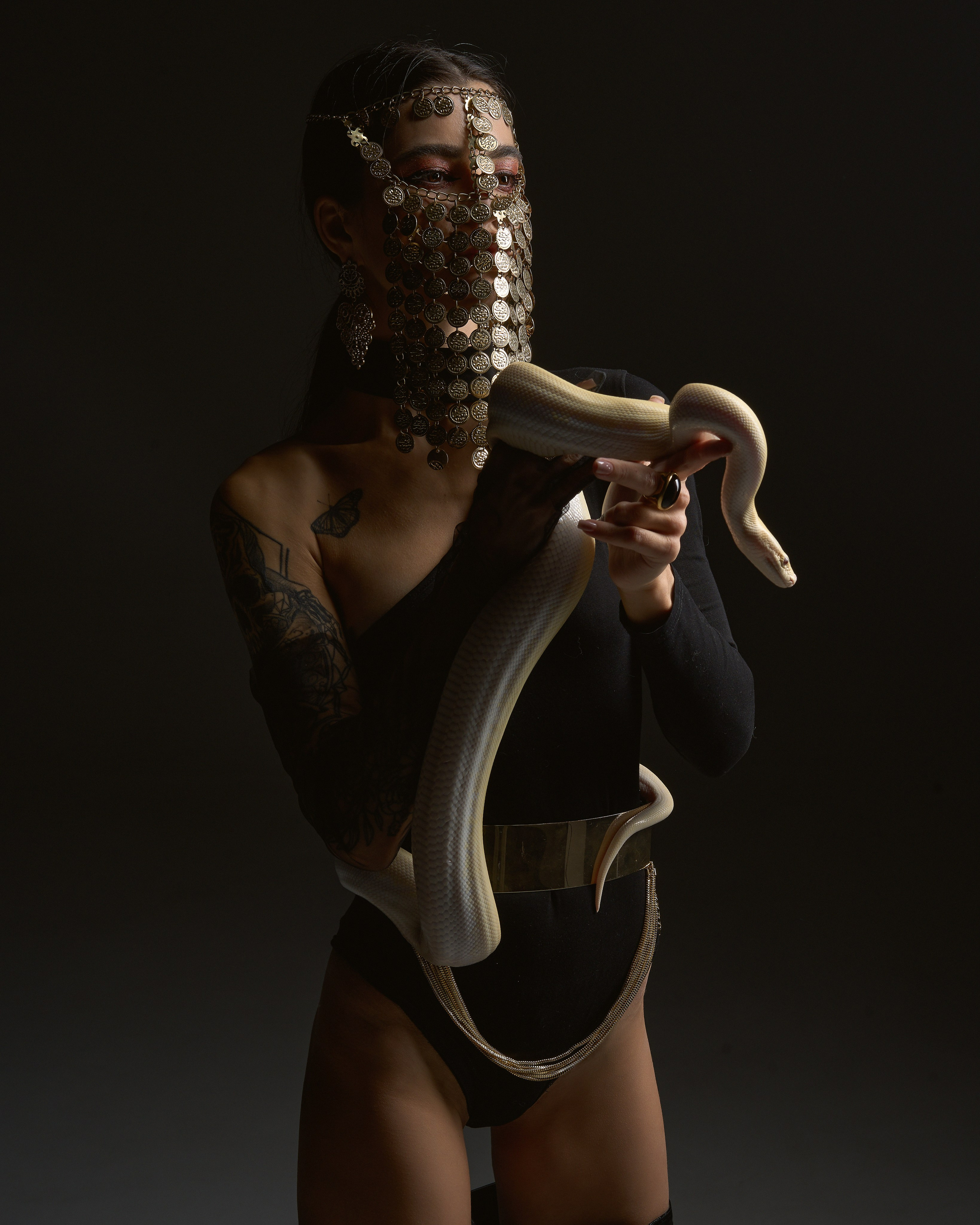 Съёмка со змеями