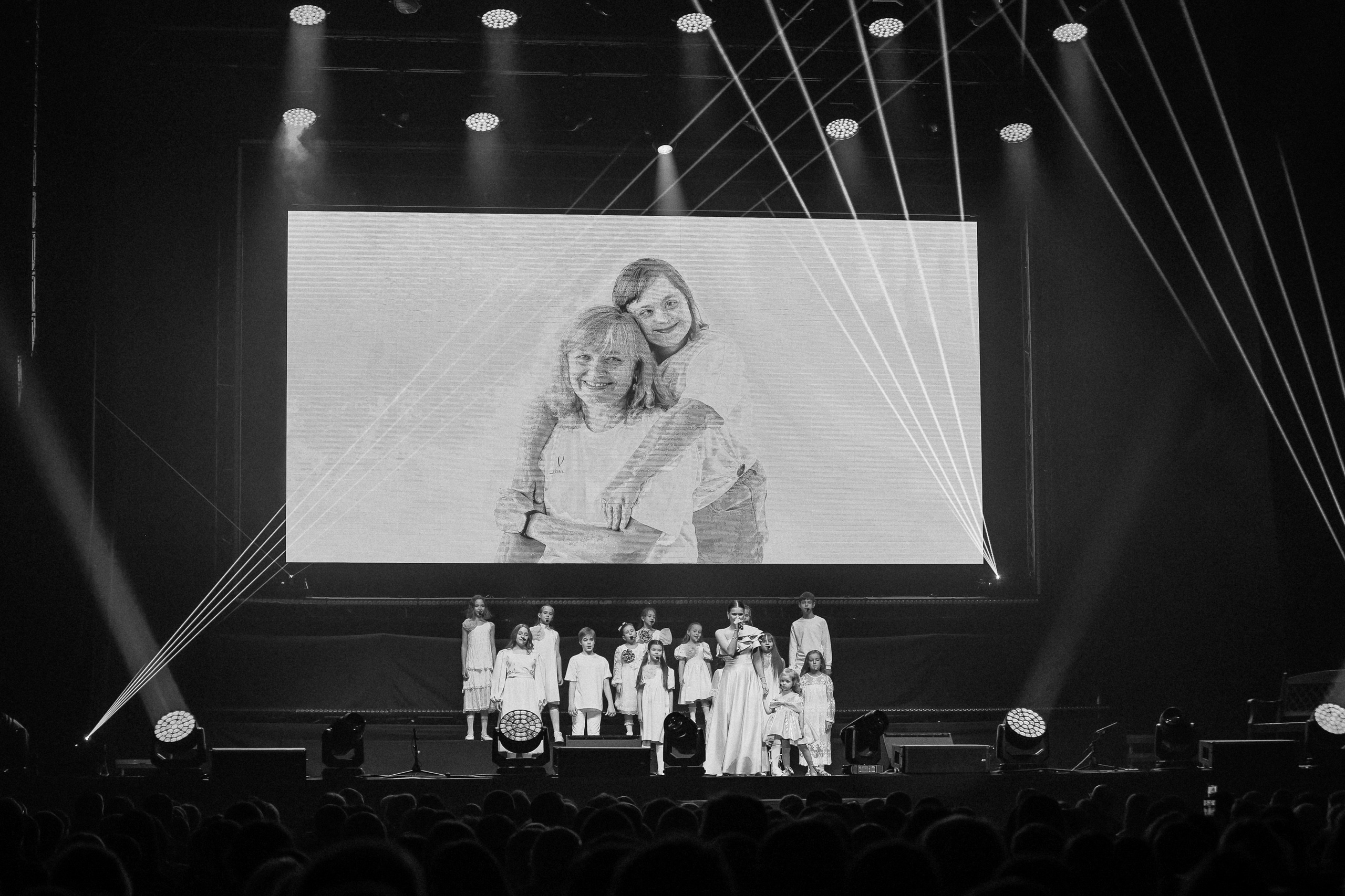 Музыкальный спектакль «Жить» в Локомотив Арене. Фотограф Юлия Мальцева