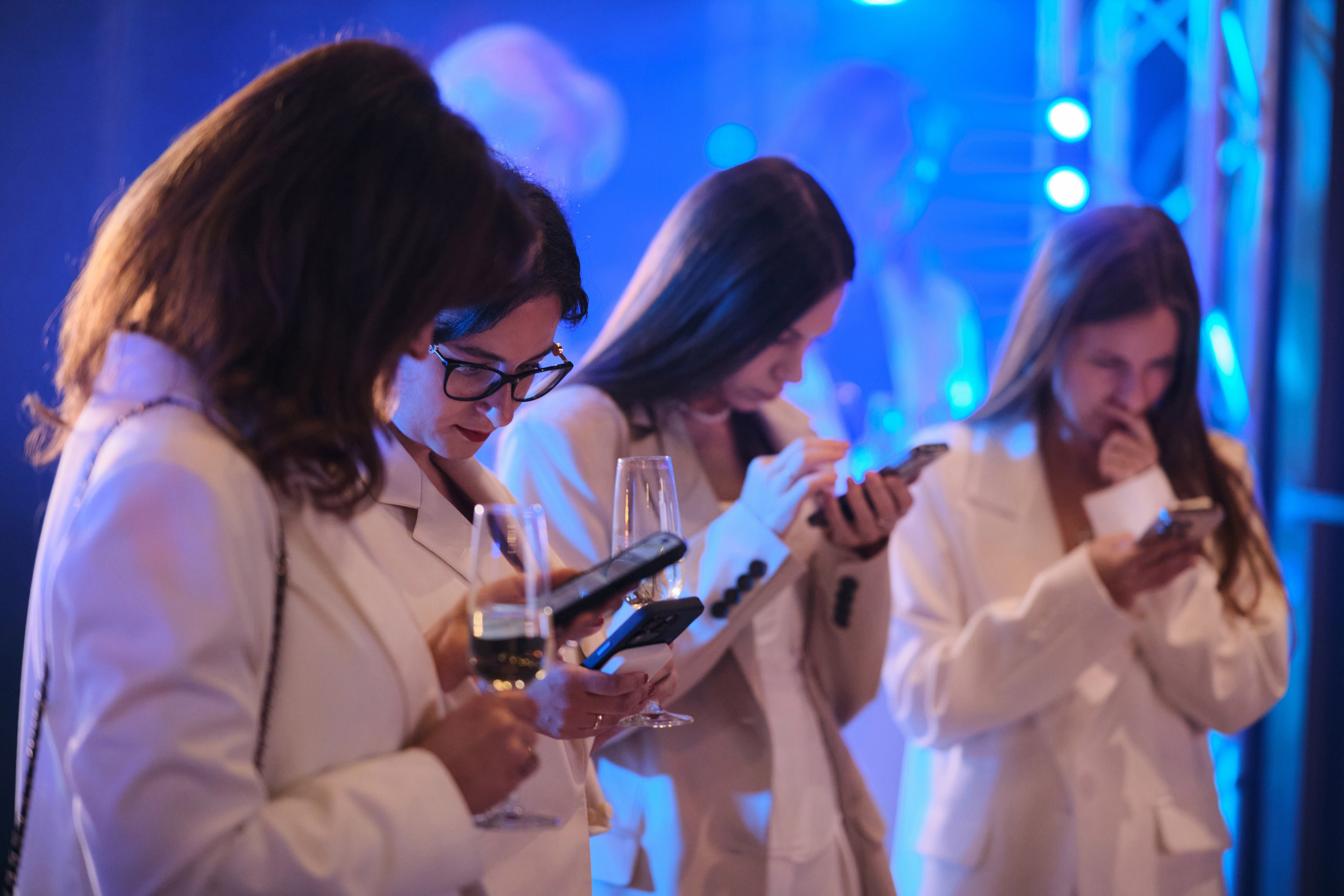 Презентация ювелирных изделий BLURE. Репортажный фотограф Дмитрий Литвинский. Минск, Беларусь, мир