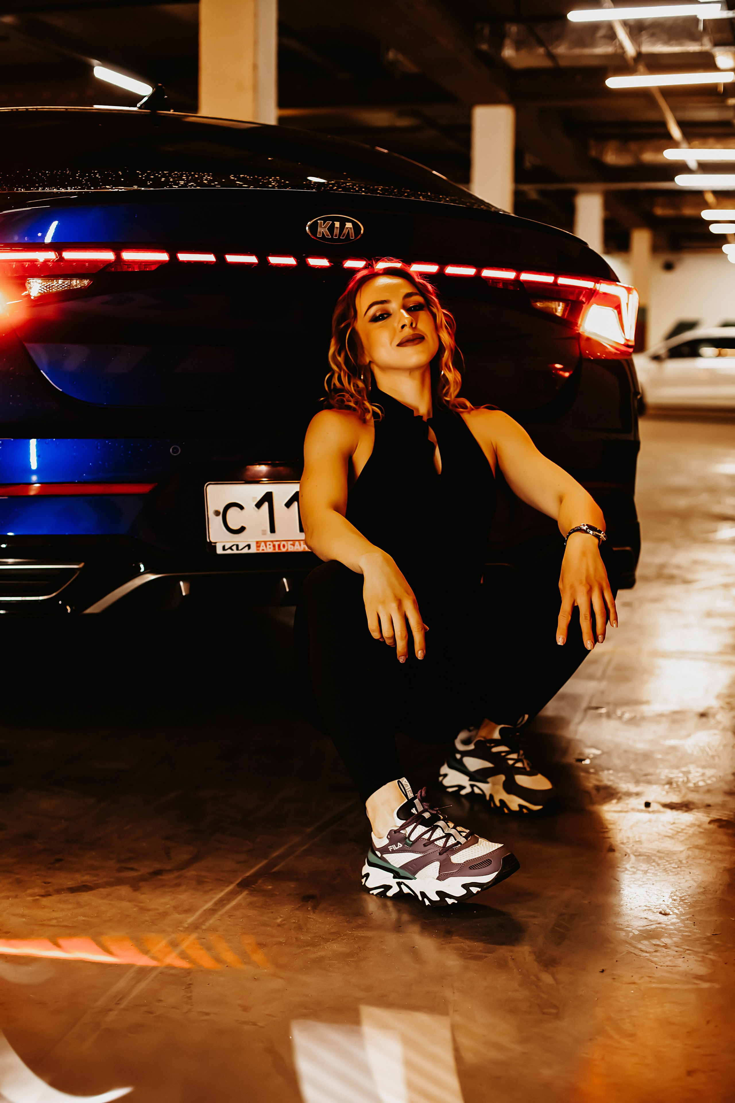 Фотосессия на парковке. Свадебный и семейный фотограф/видеограф в Краснодаре Наталья Осинская