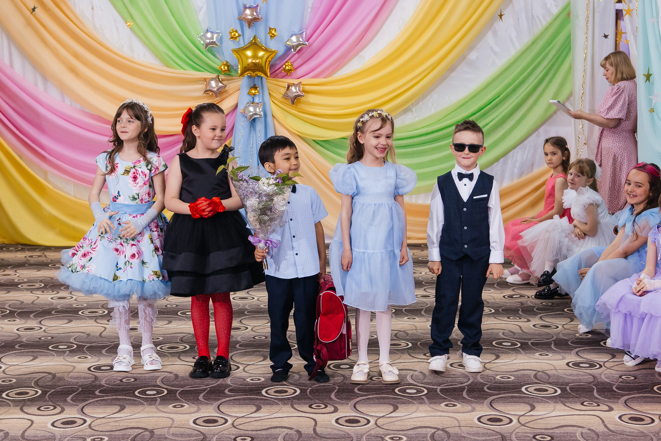 Д/с Сказка Выпускной. Свадебный, семейный фотограф. Выпускные альбомы в Коченёво / Новосибирск. Наталья Байкуш