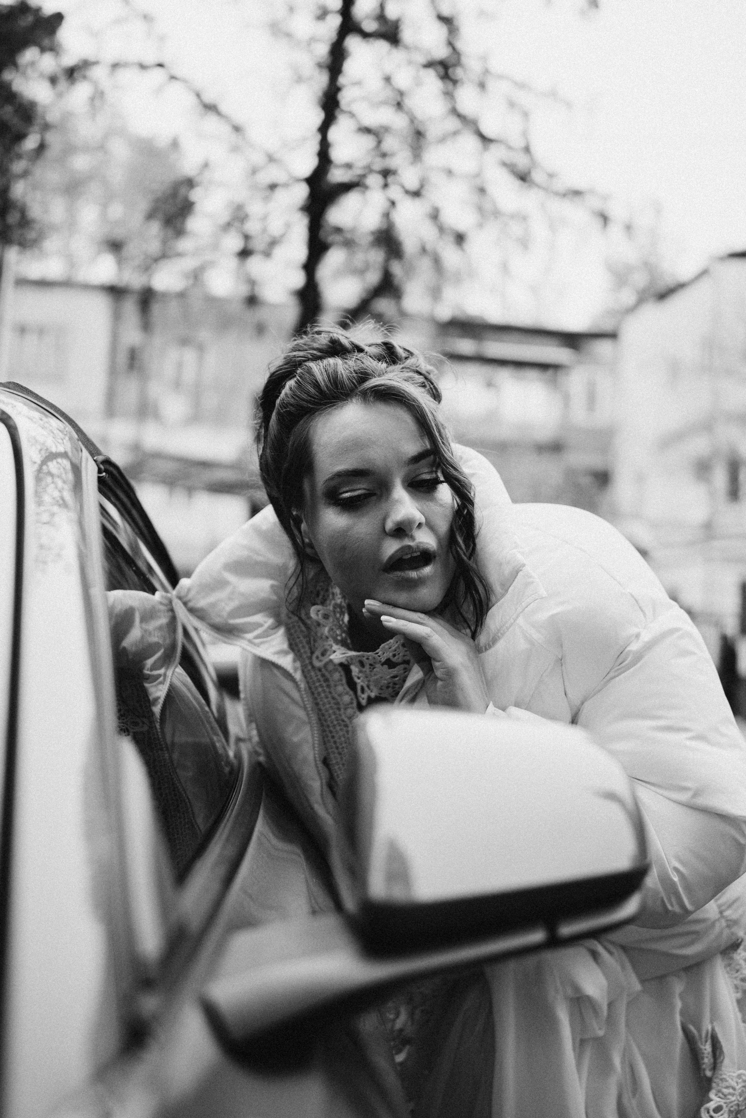 Анна & Виктор | сборы, роспись и прогулка. Портретный и свадебный фотограф в Тбилиси • xeniqo