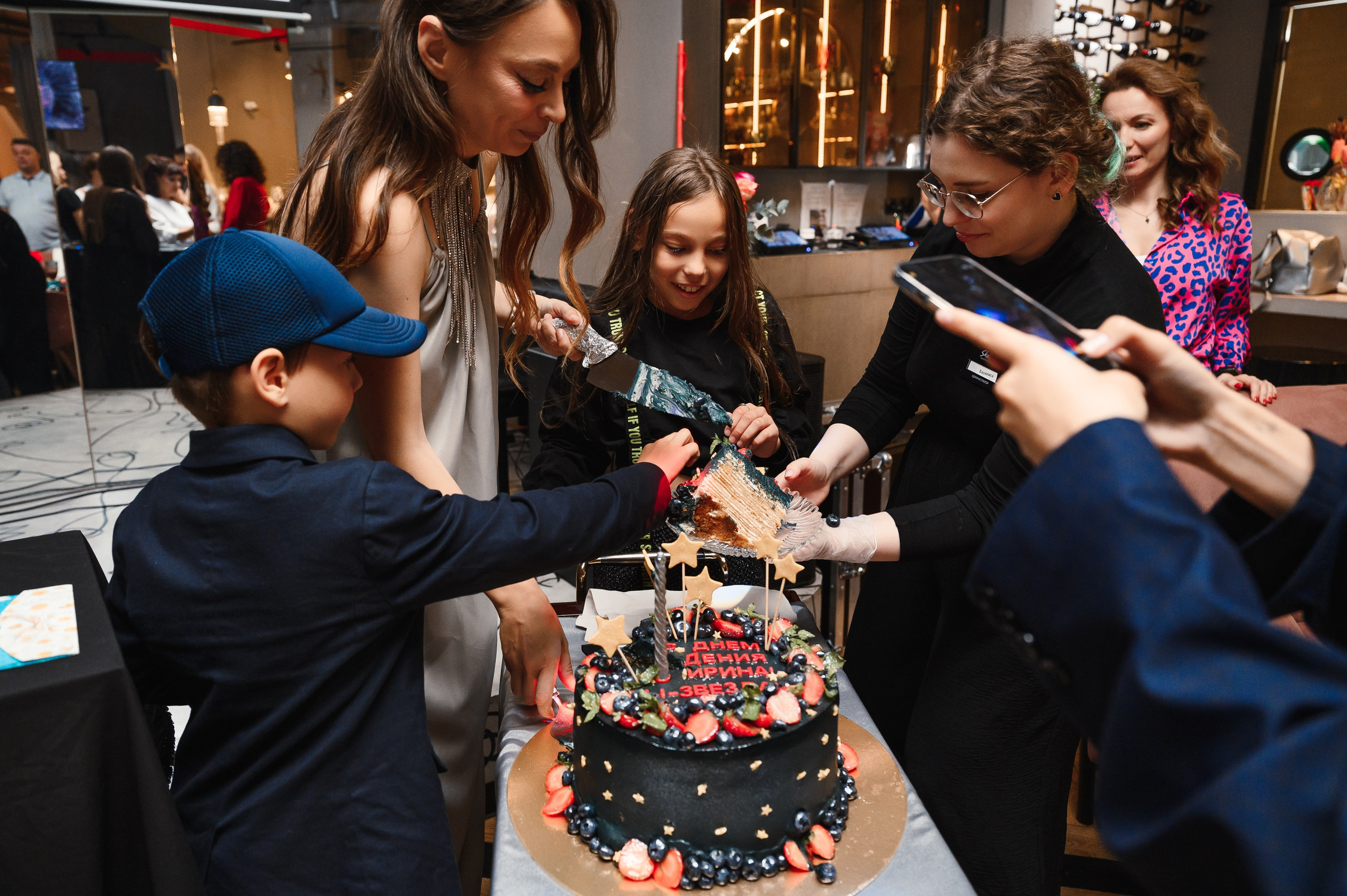 День рождения в формате выступления. Wedding and family photographer USA