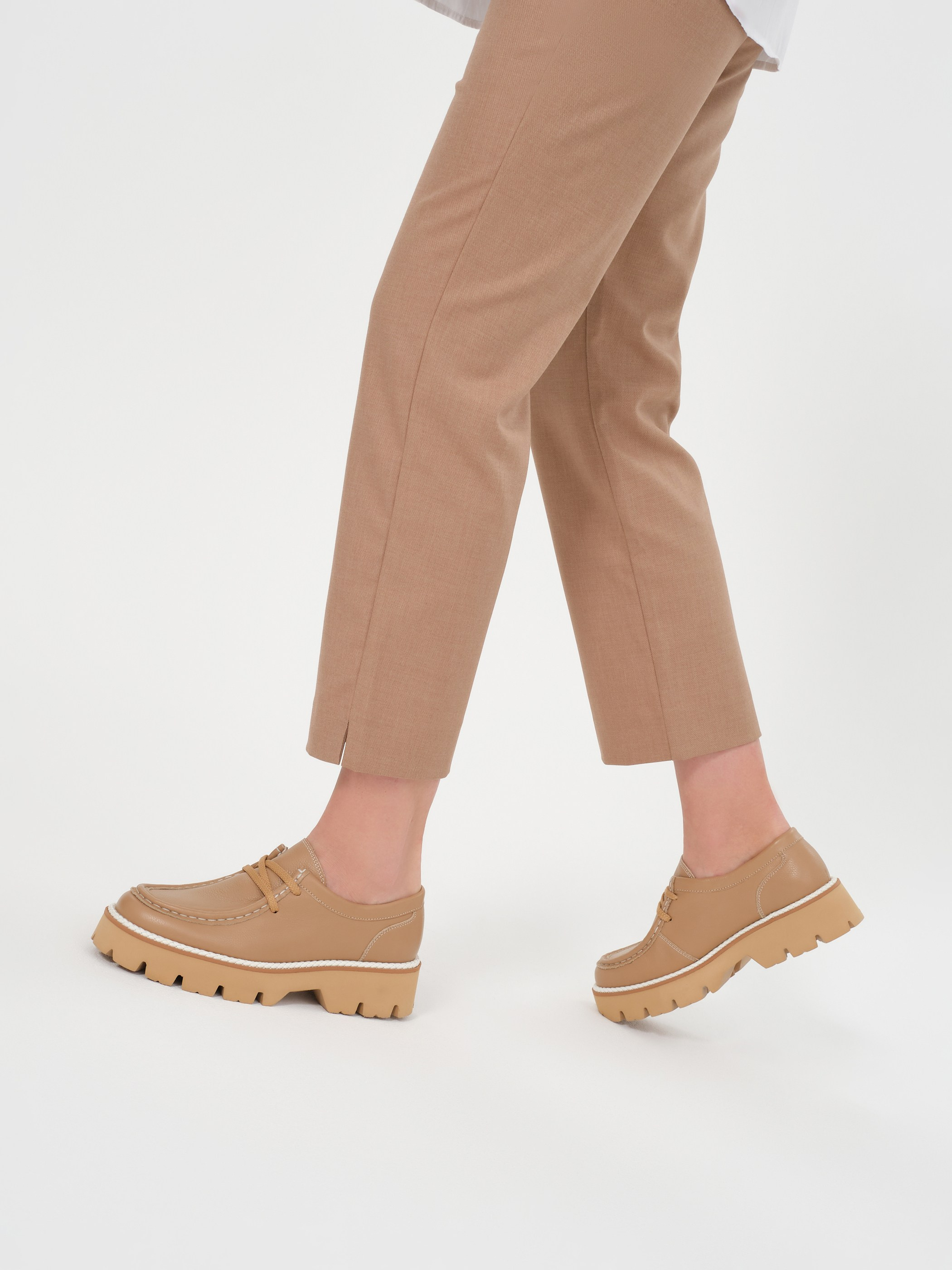 Каталог предметной и fashion-съёмки на белом фоне — Артур Карташев. Фотограф Карташев Артур