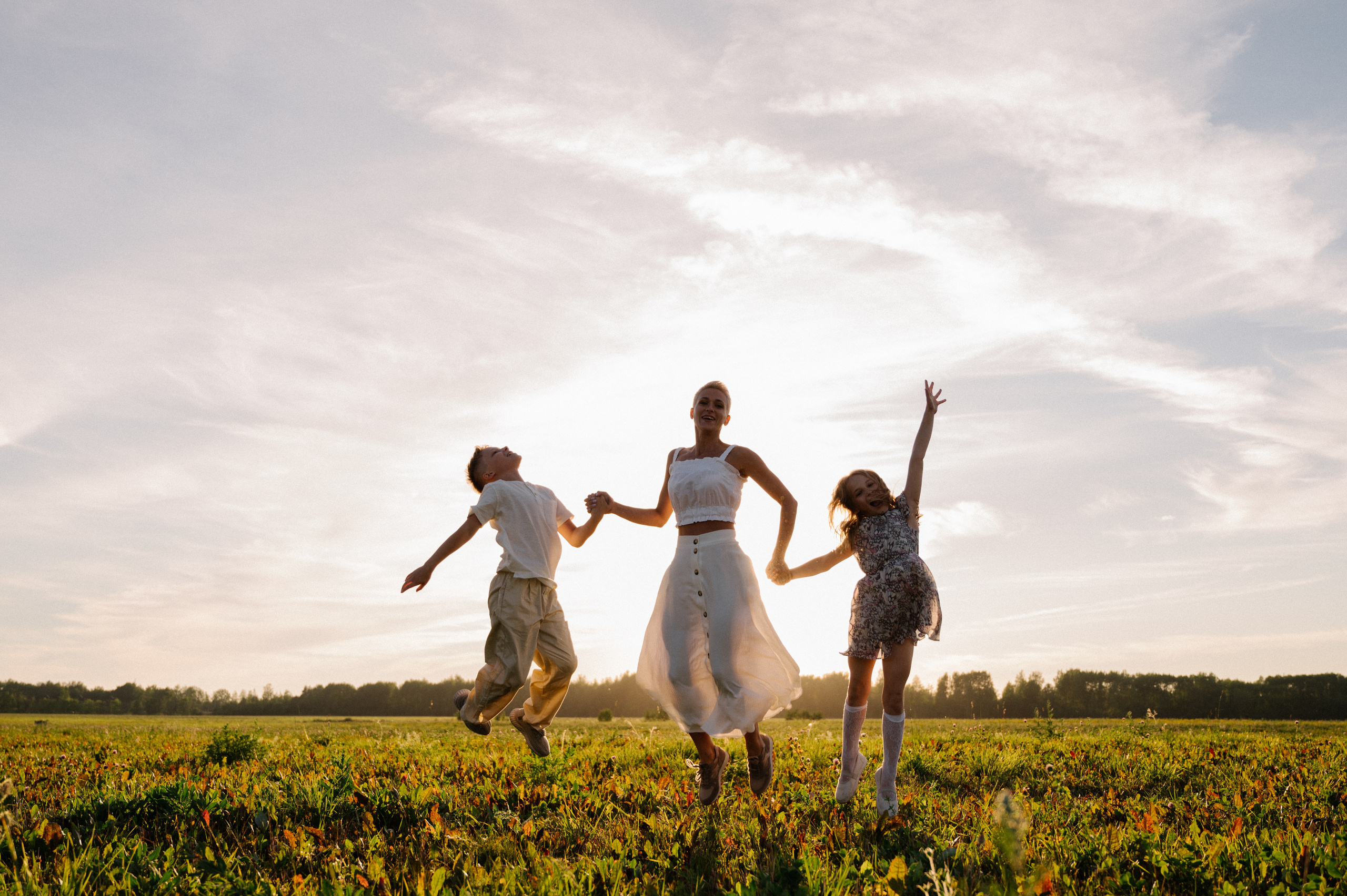 Алина сдетьми. Профессиональный фотограф беременности в СПБ. Стильные фотосессии беременности в стиле минимализм и классическая фотография